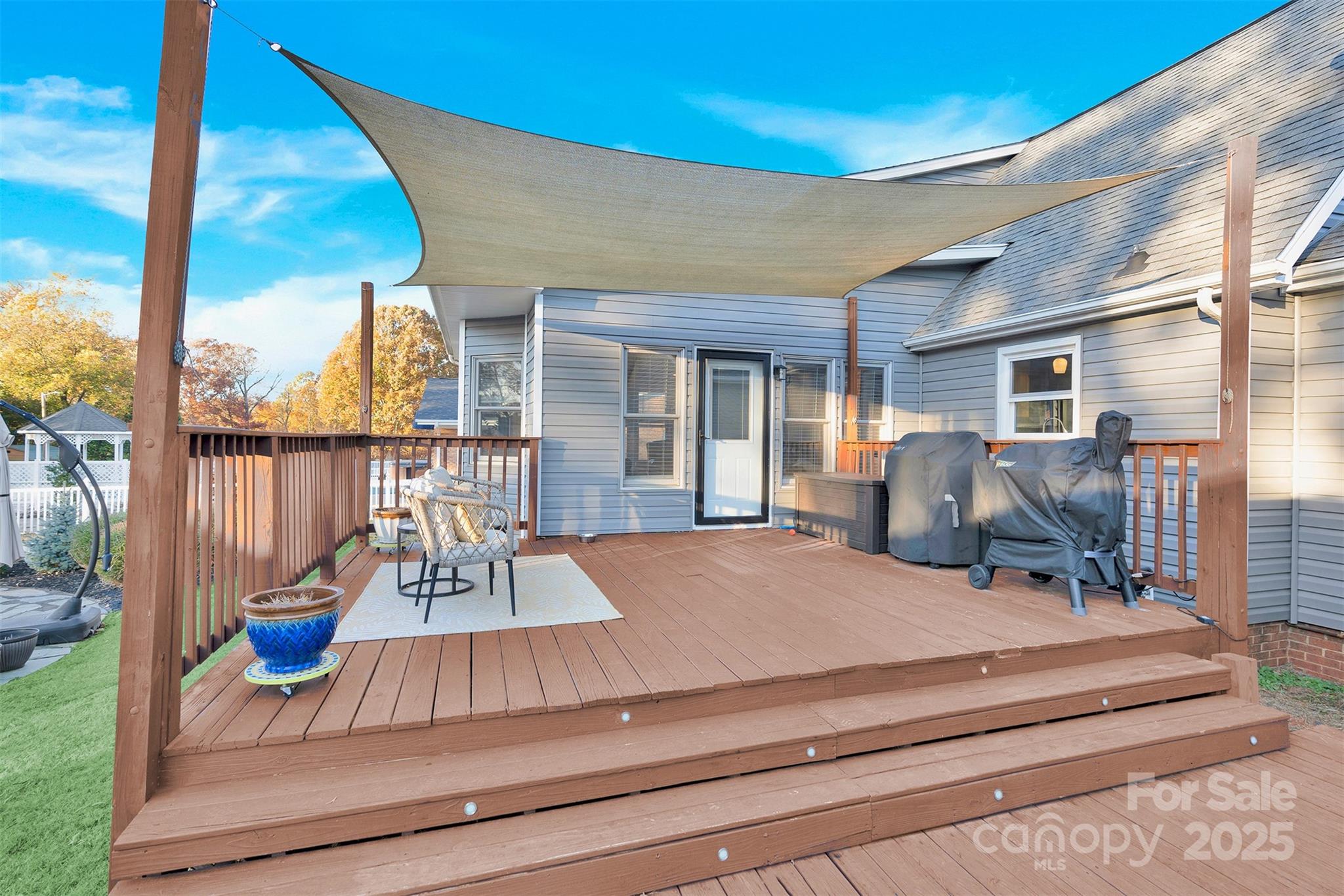 16917 Knoxwood Drive