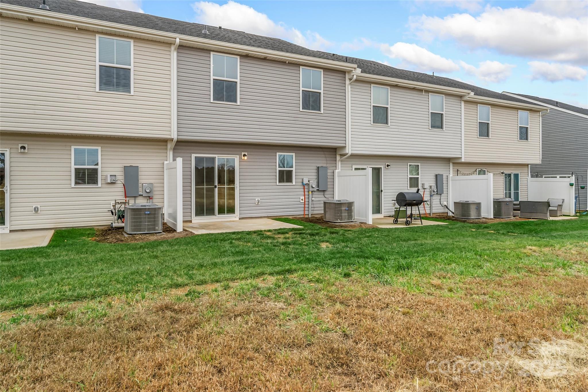 1530 39th Avenue Loop NE