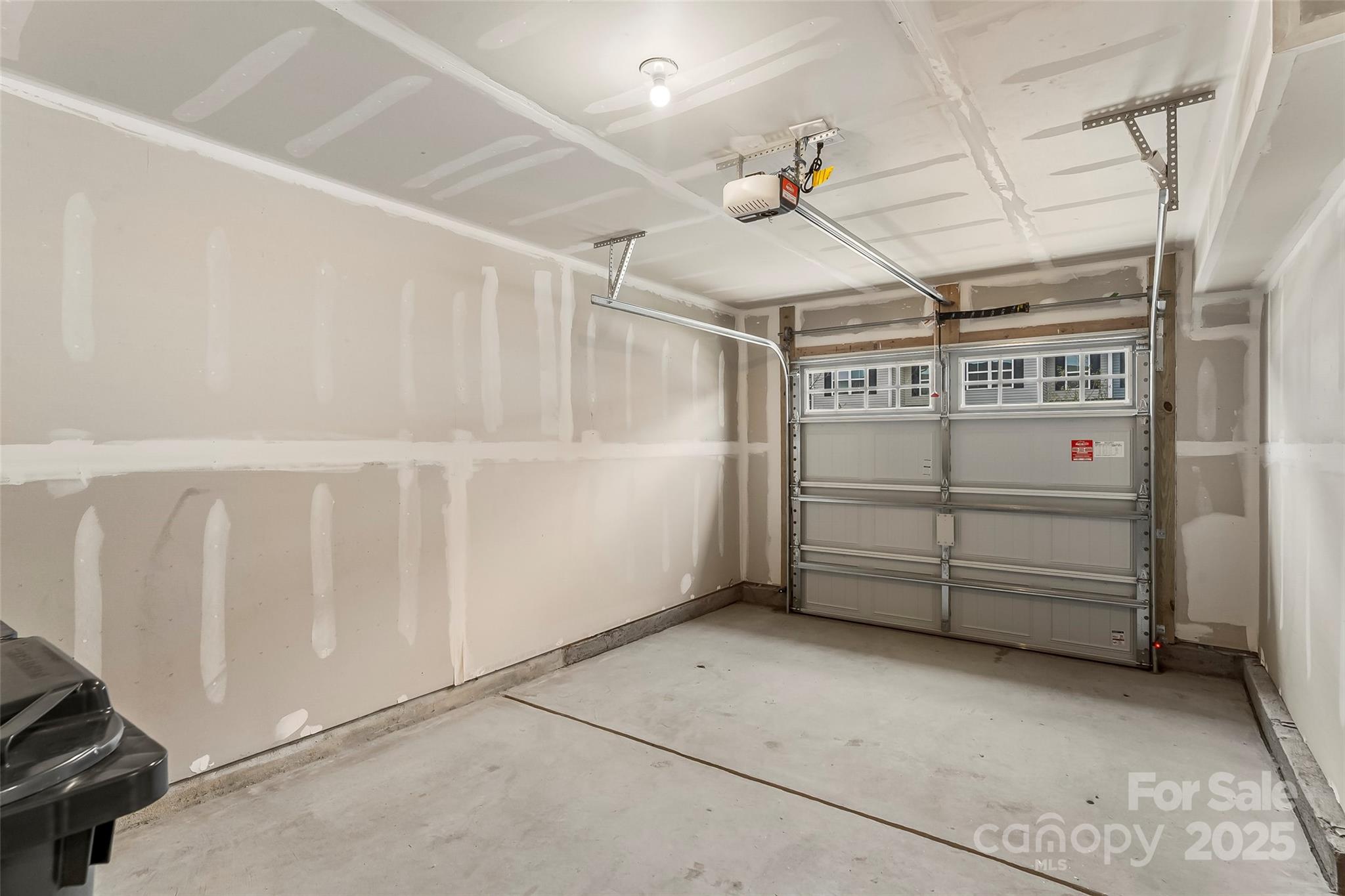 1530 39th Avenue Loop NE