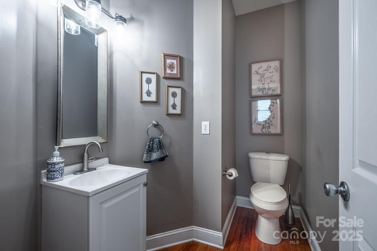 133 N Audubon Avenue