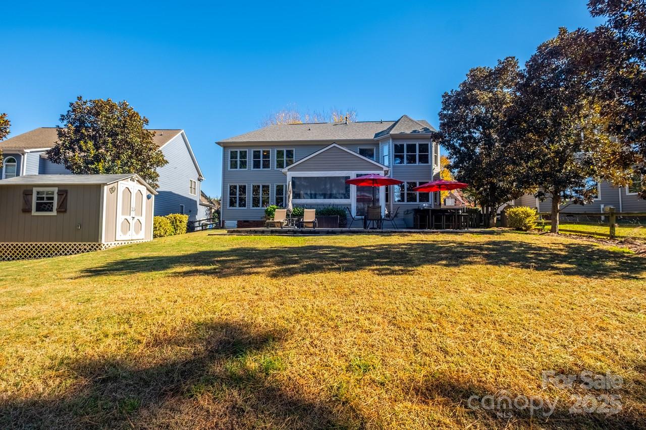 133 N Audubon Avenue