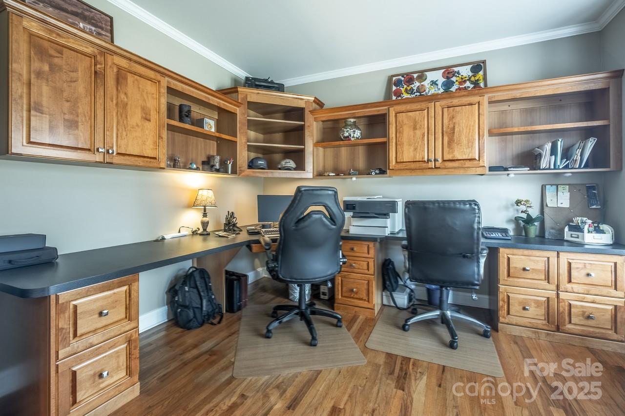 133 N Audubon Avenue