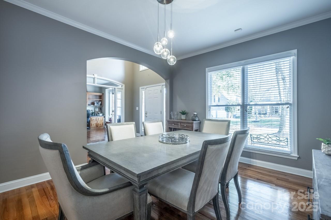 133 N Audubon Avenue