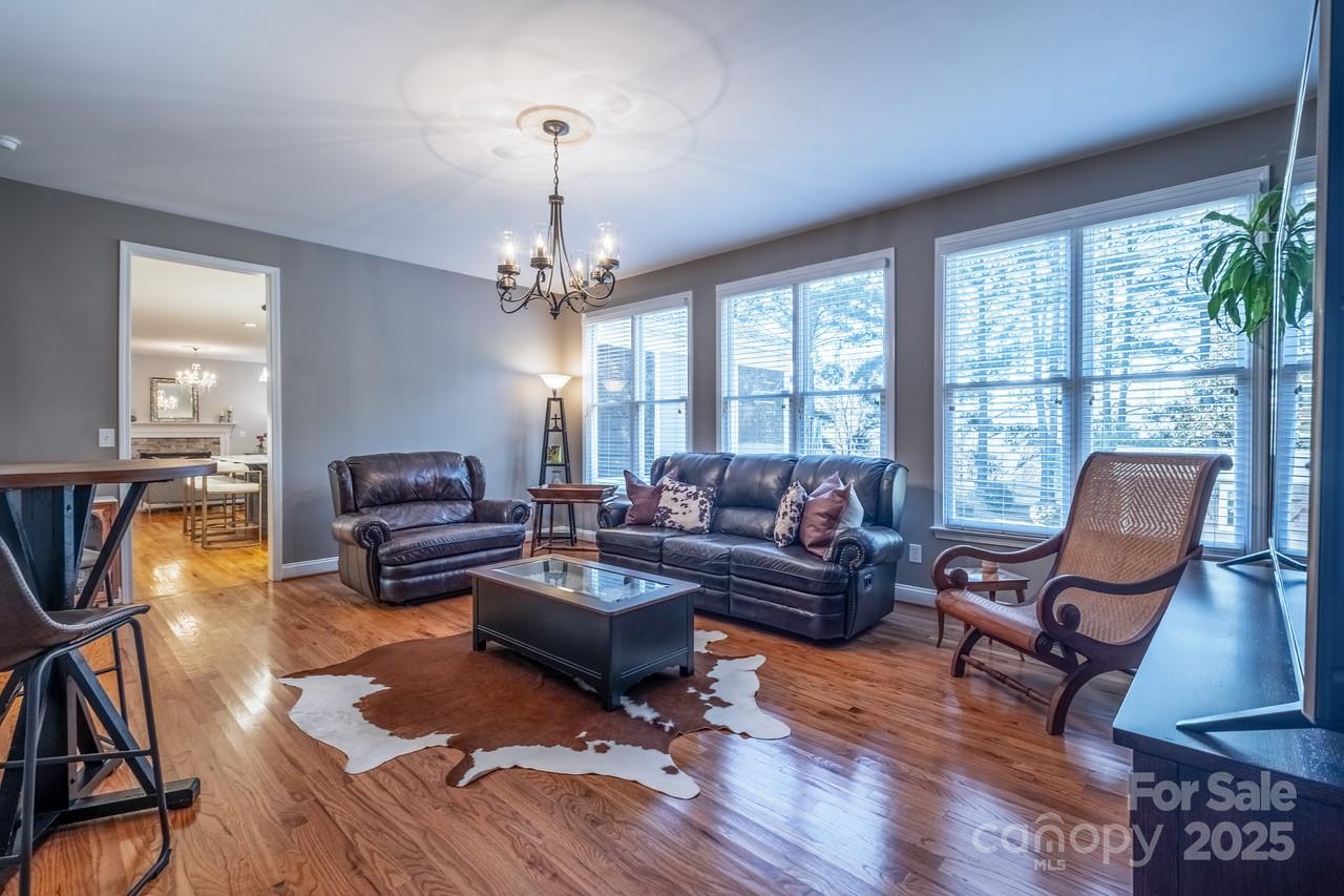 133 N Audubon Avenue