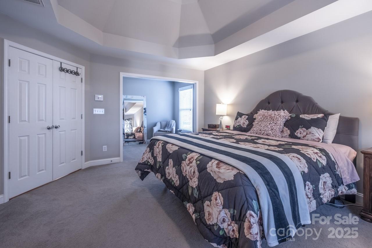 133 N Audubon Avenue