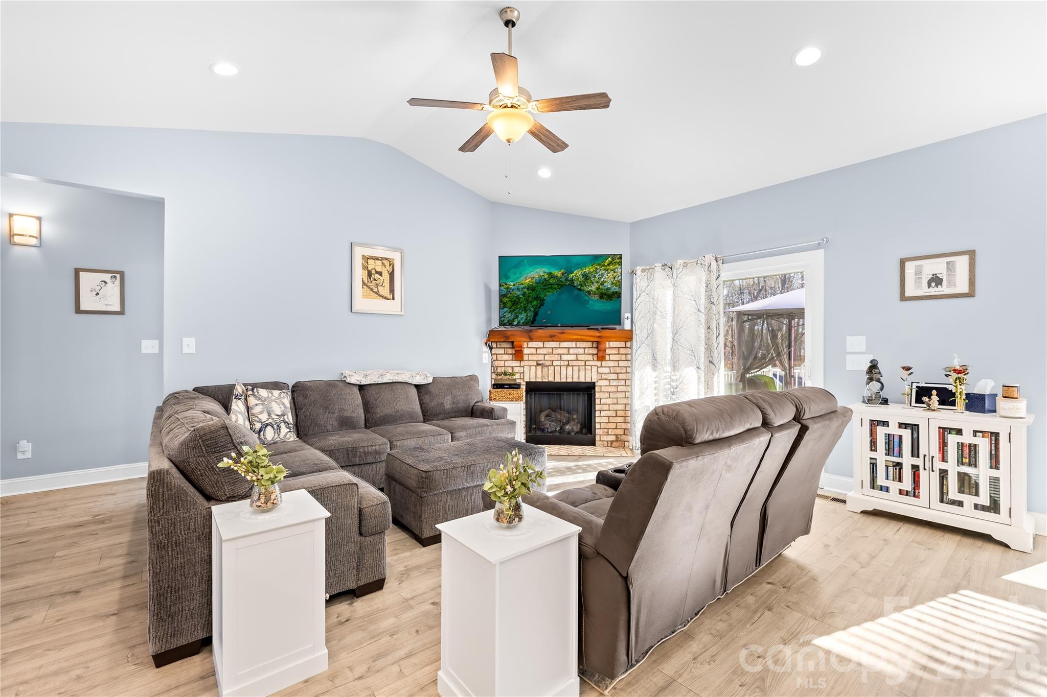 1600 Barefoot Avenue