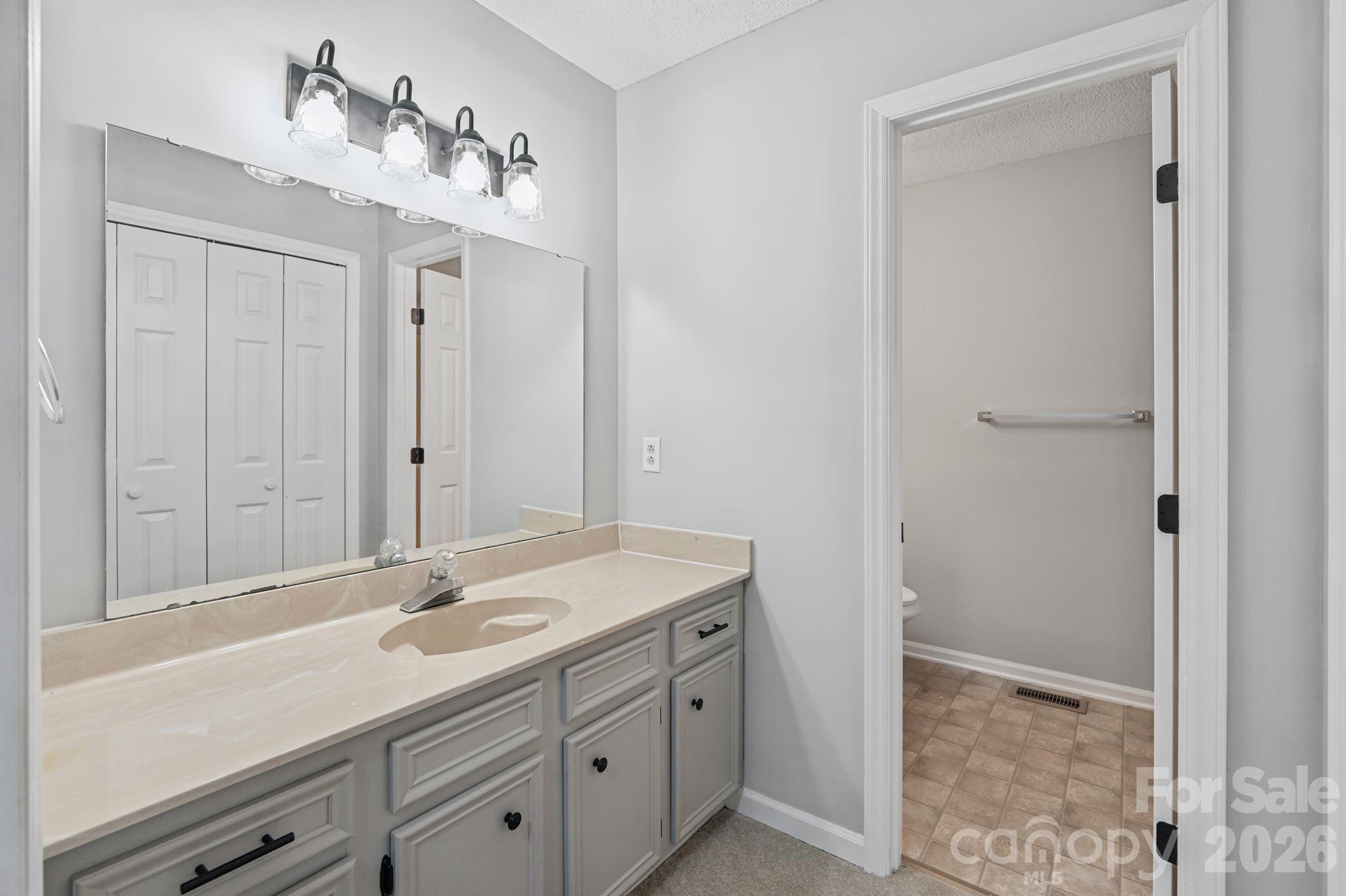 239 13th Avenue Place NW Unit: 21