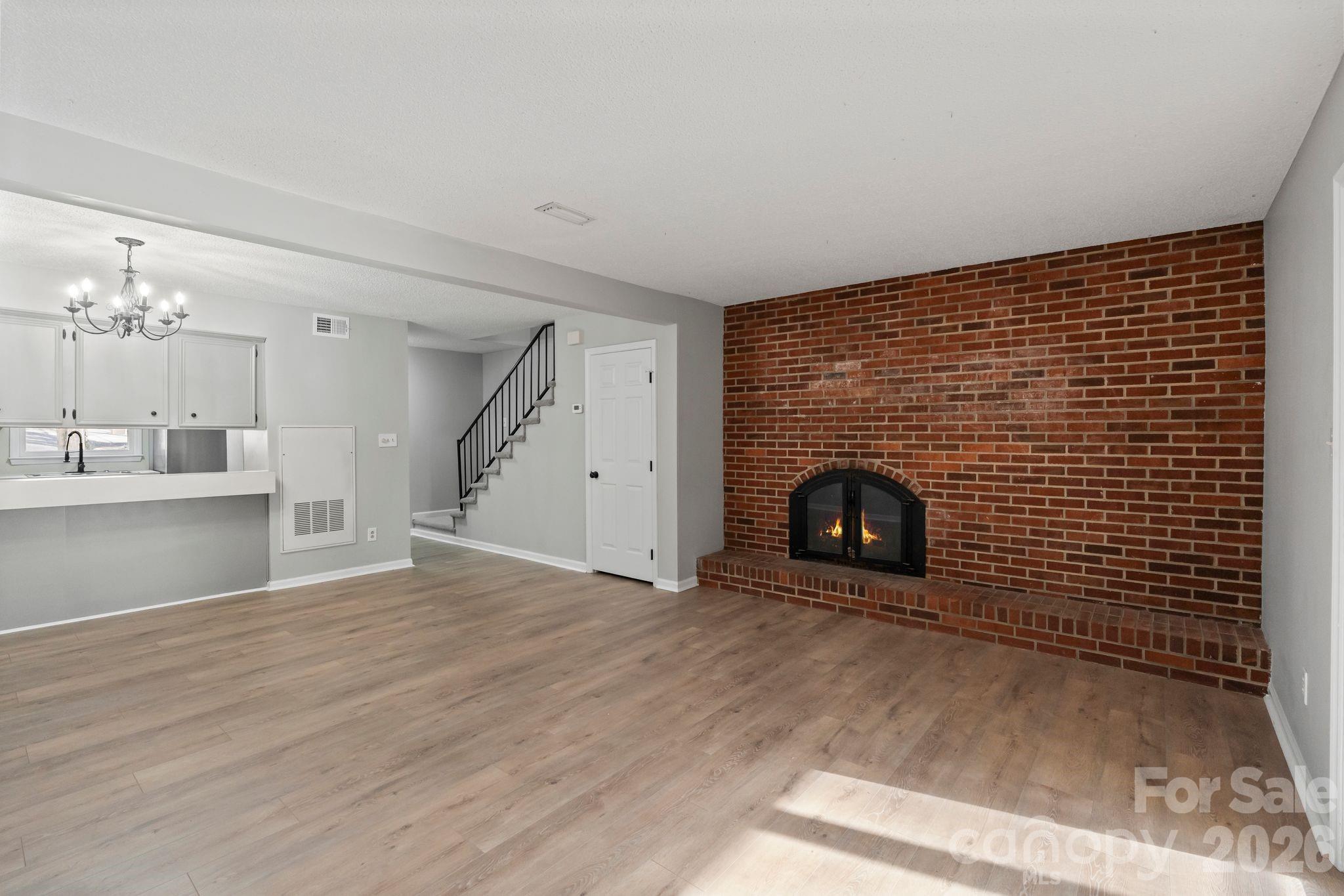 239 13th Avenue Place NW Unit: 21