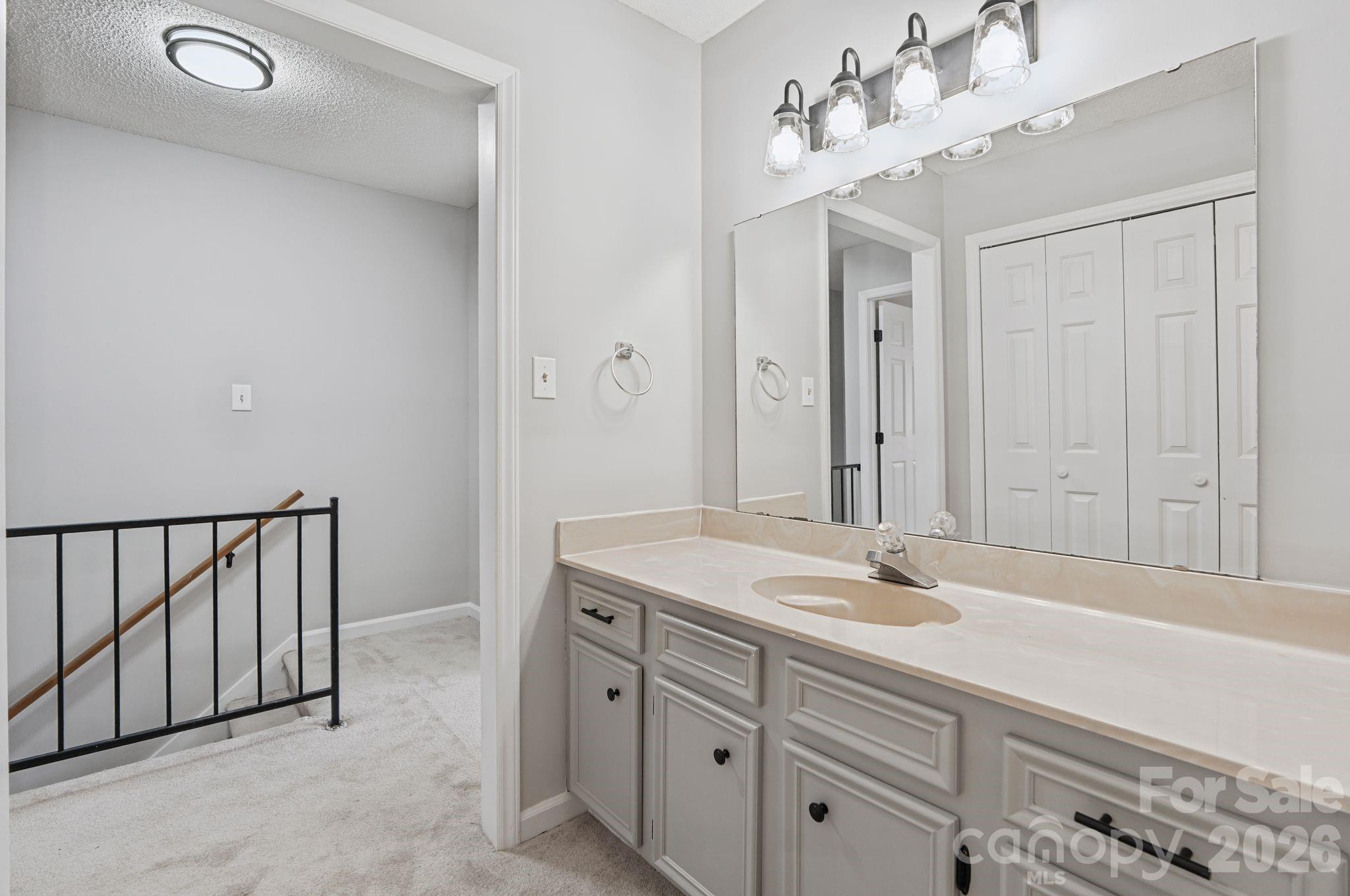 239 13th Avenue Place NW Unit: 21
