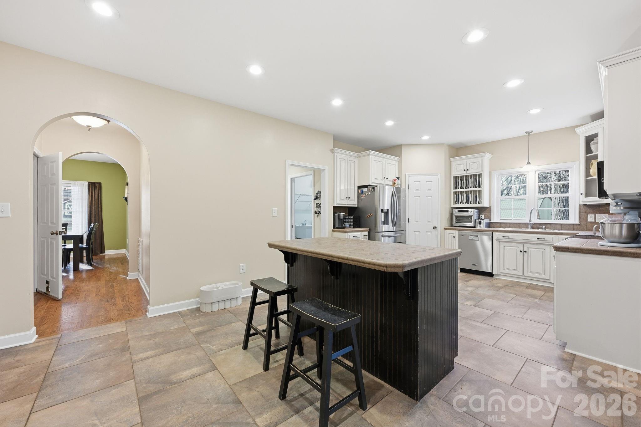 3366 Saint James Church Road