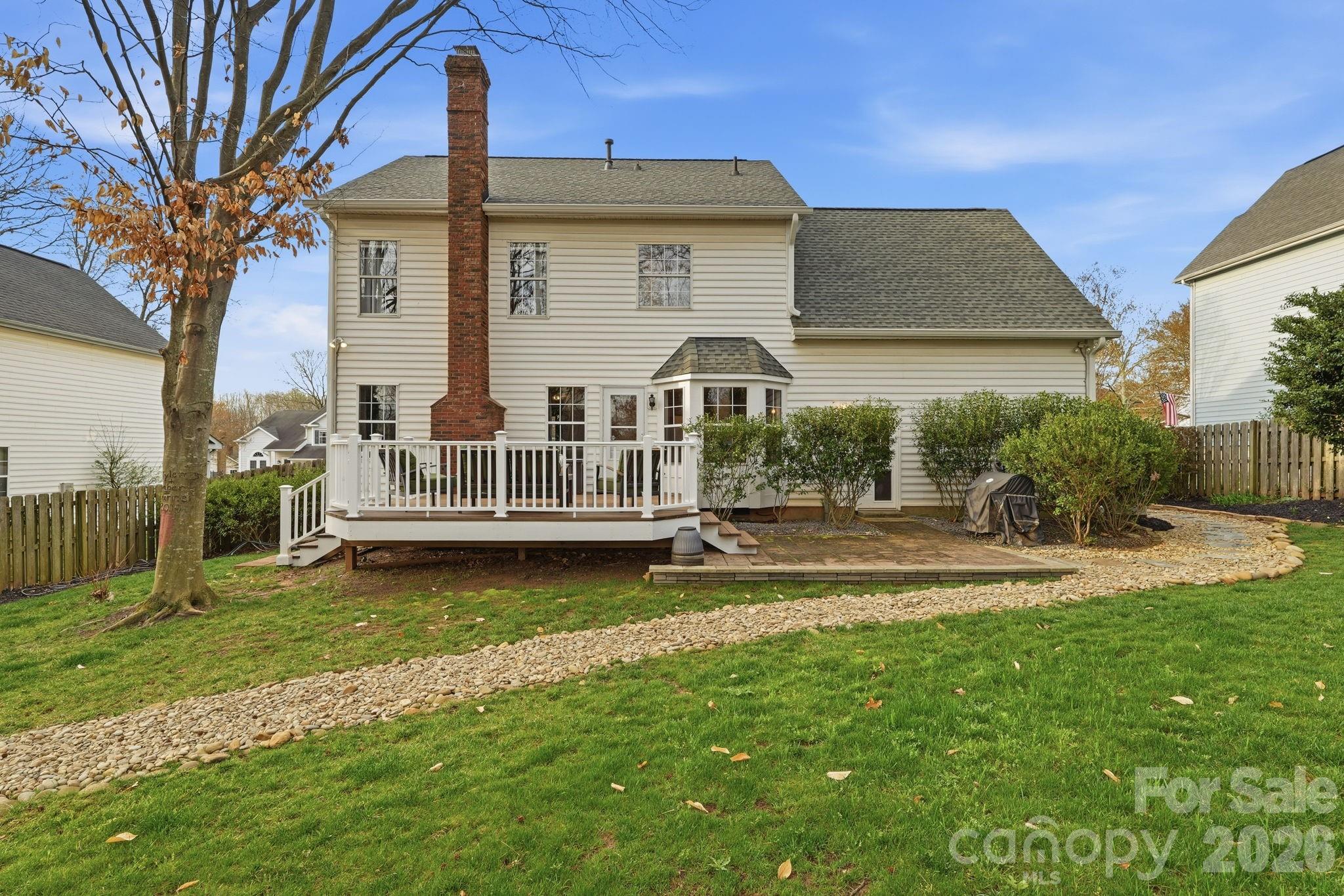 272 Rose Street