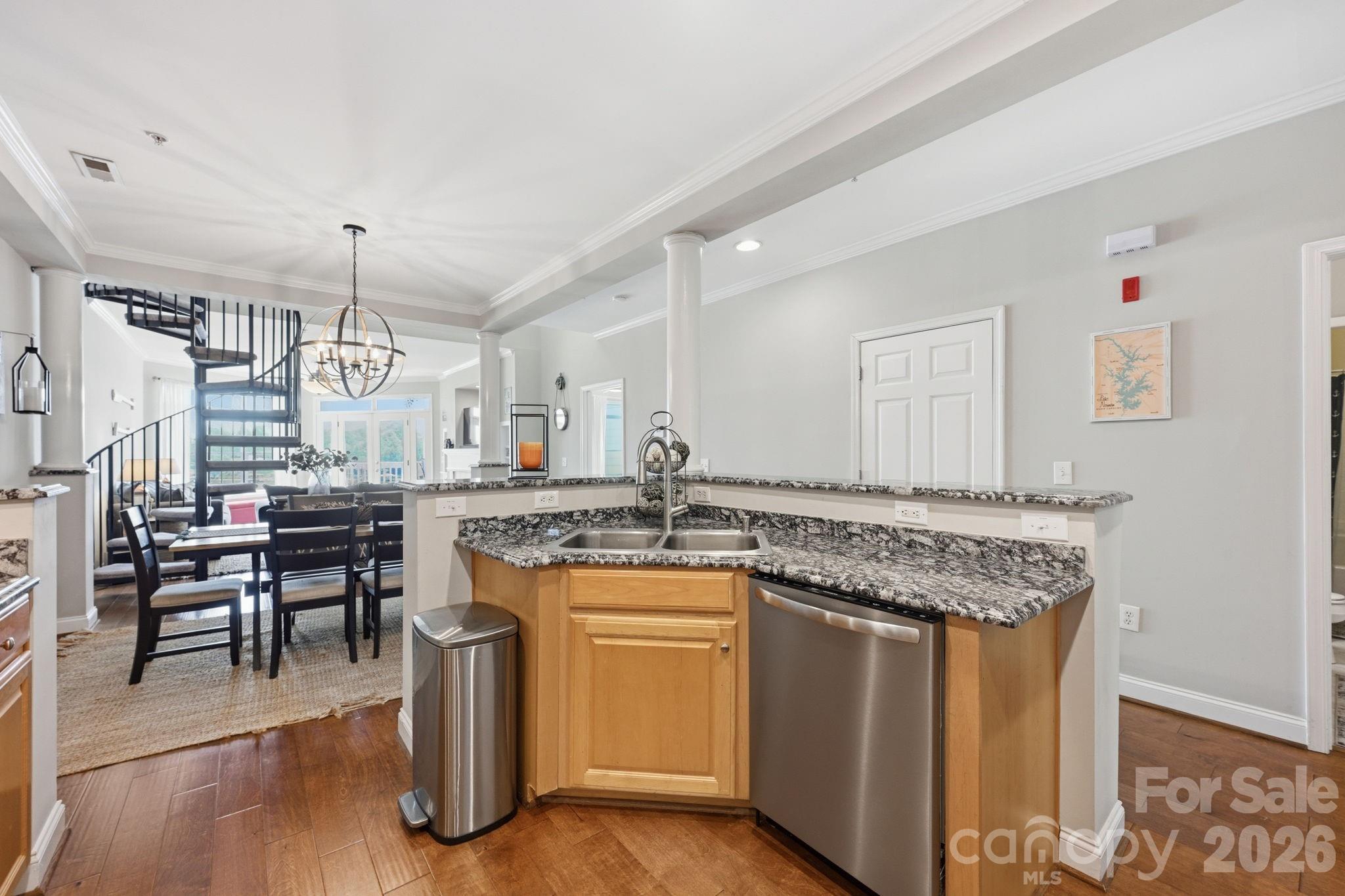 637 Williamson Road Unit: 307