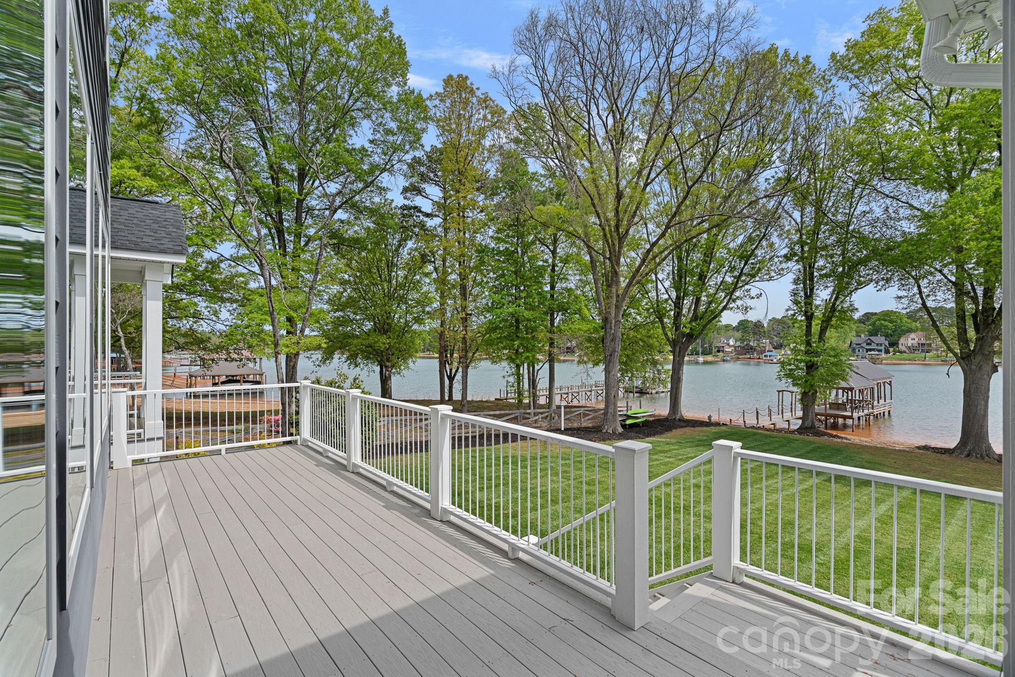 541 Isle Of Pines Road