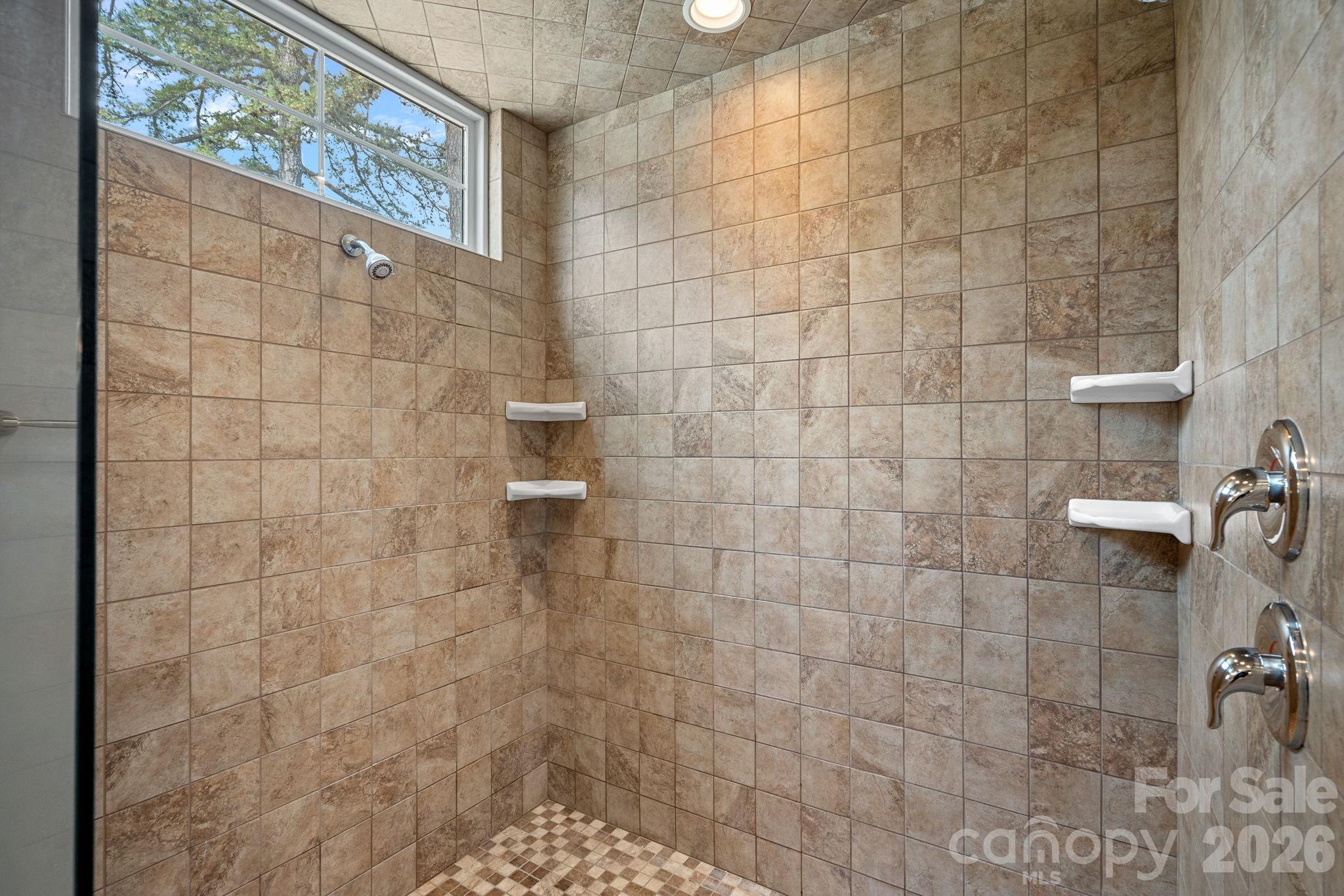 541 Isle Of Pines Road