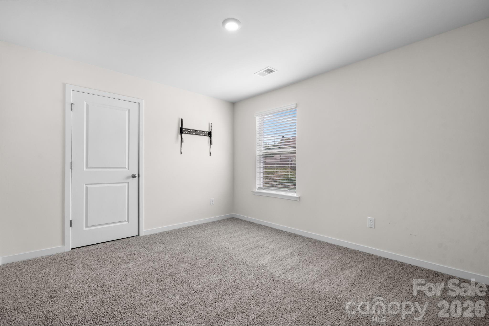 534 13th Avenue Drive NE