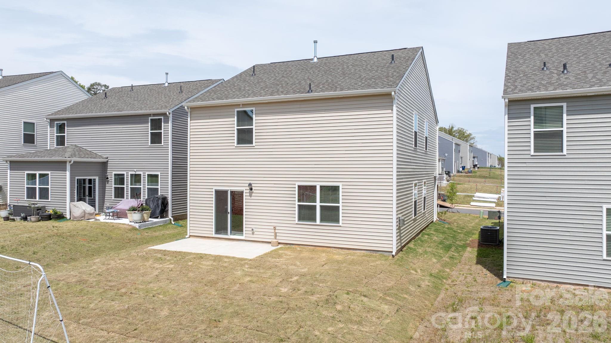 534 13th Avenue Drive NE