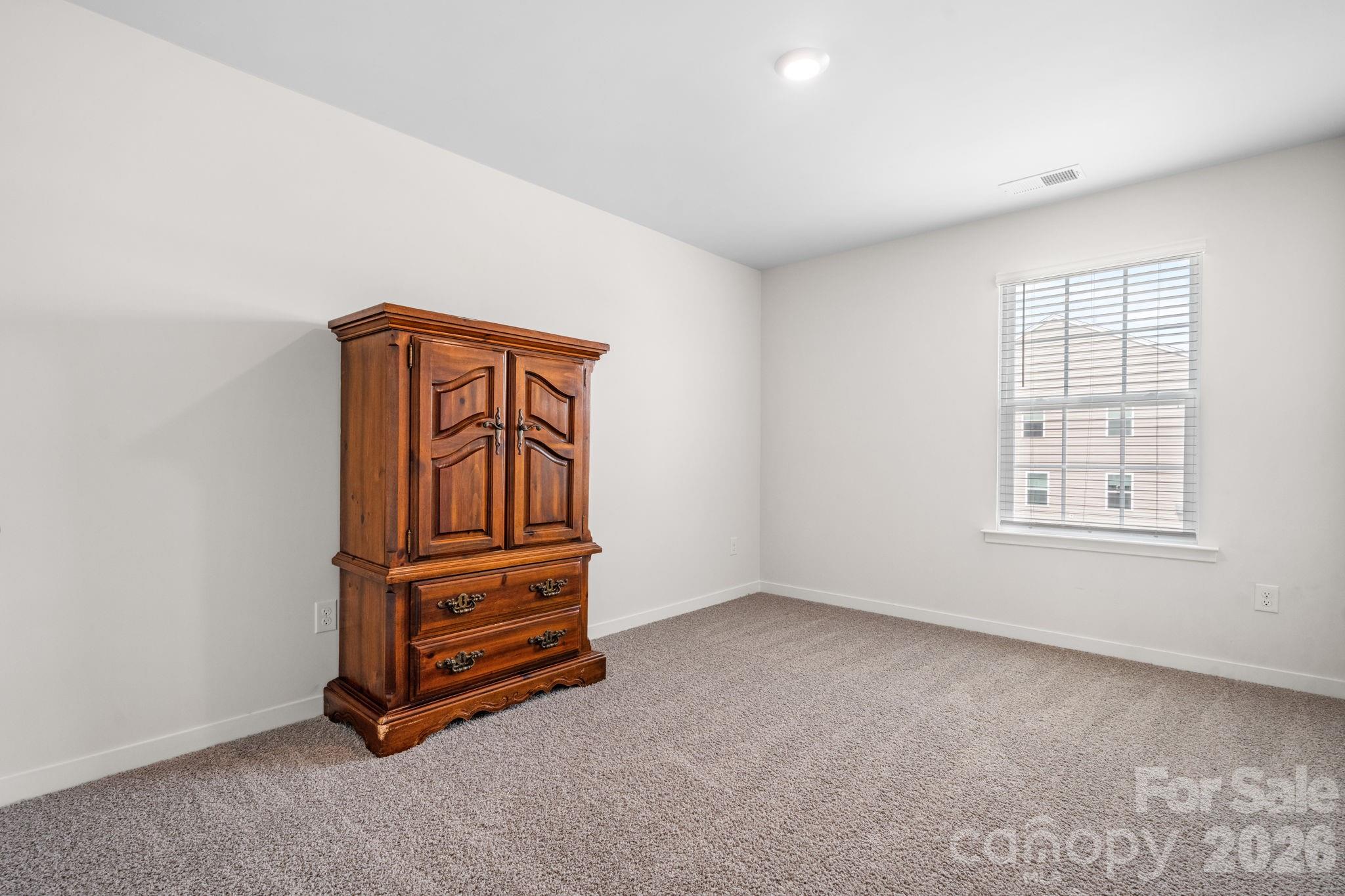 534 13th Avenue Drive NE