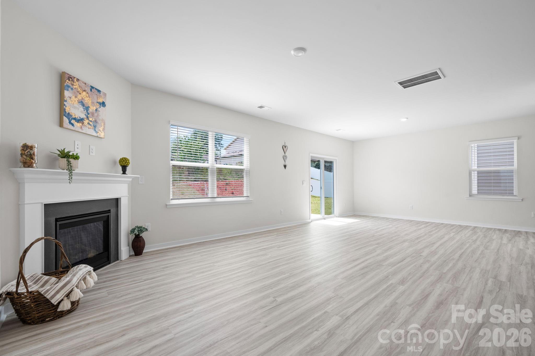 534 13th Avenue Drive NE