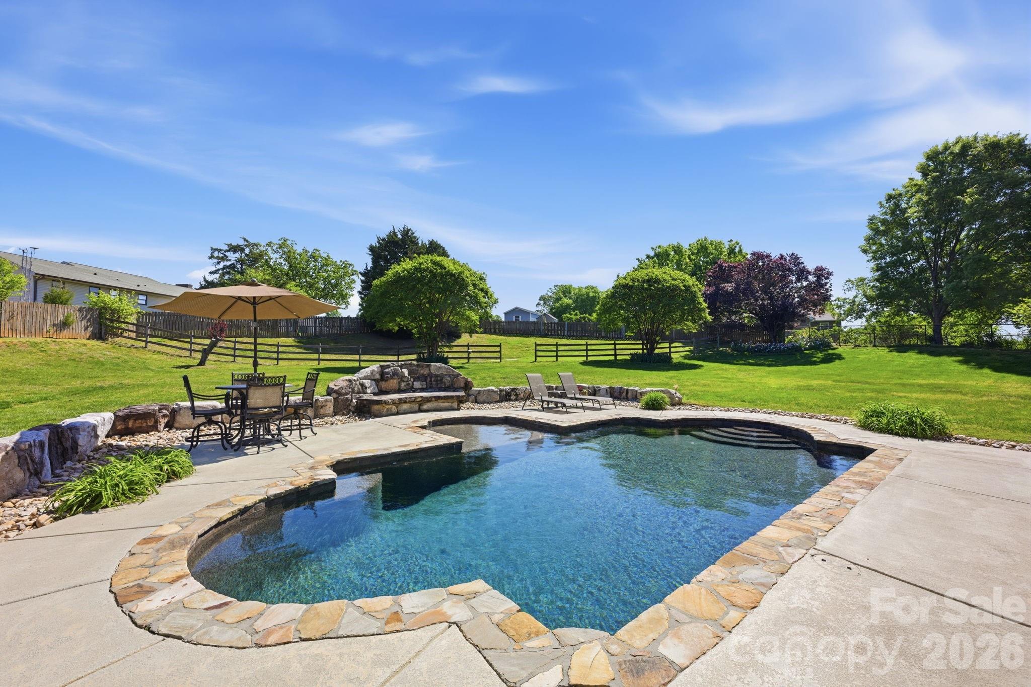 145 Bluegrass Circle