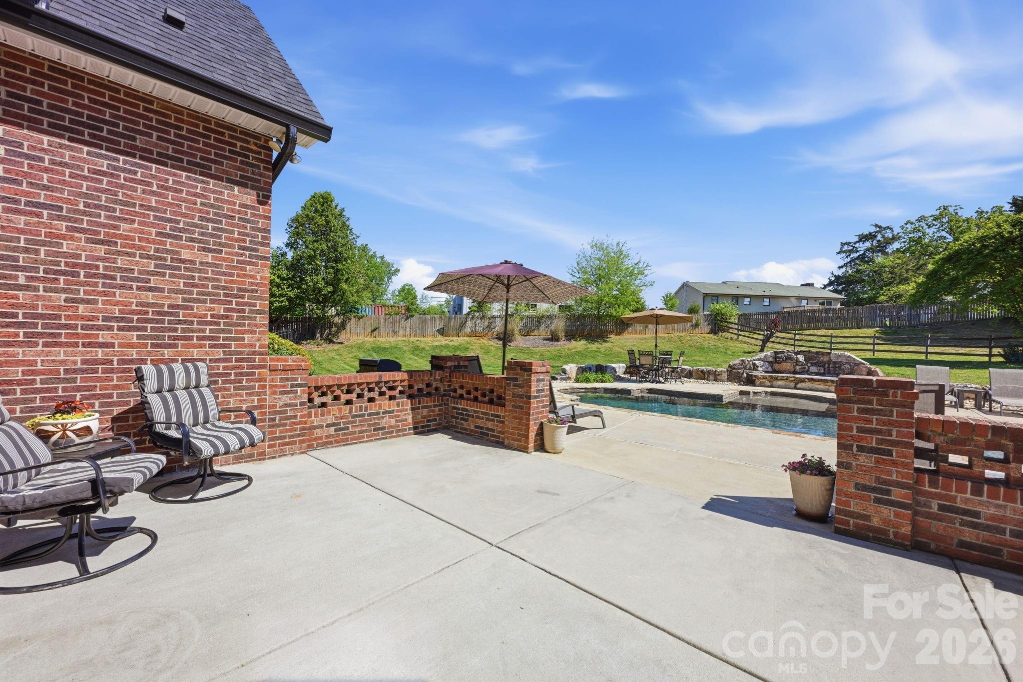 145 Bluegrass Circle