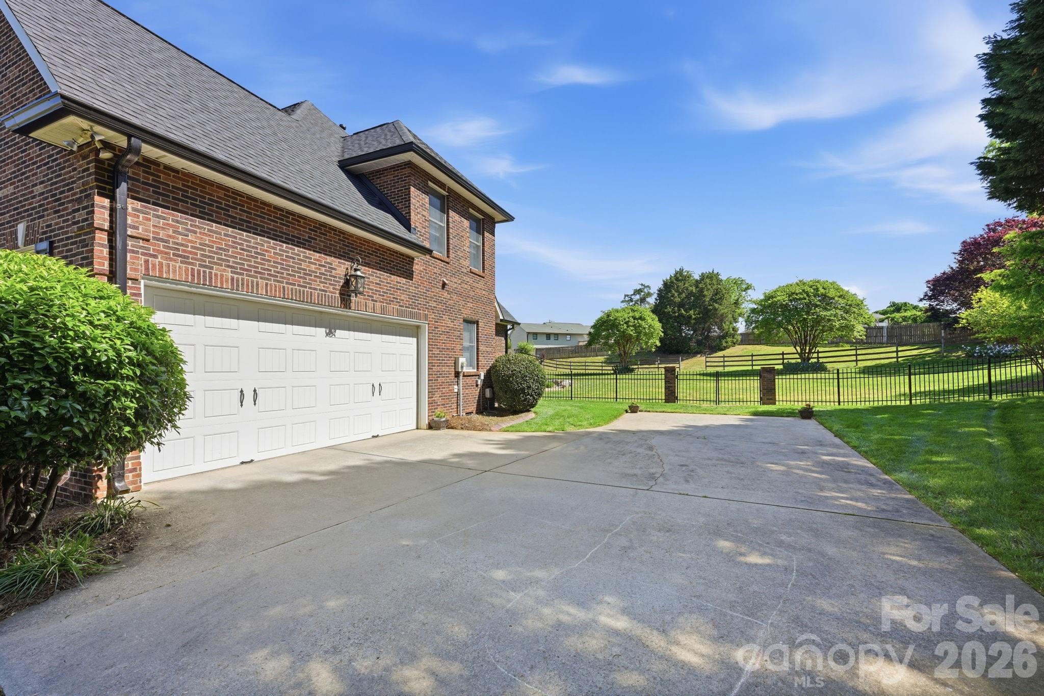 145 Bluegrass Circle