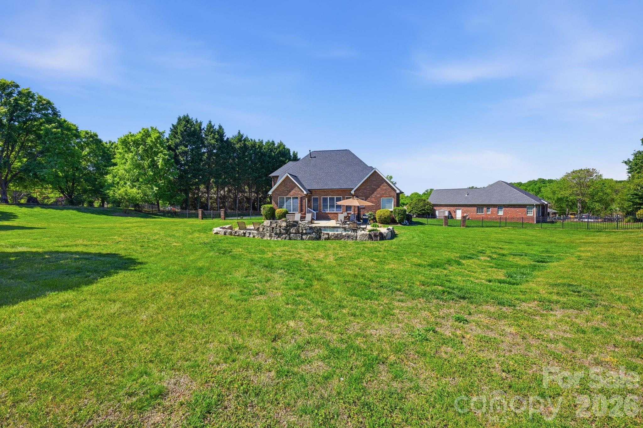 145 Bluegrass Circle