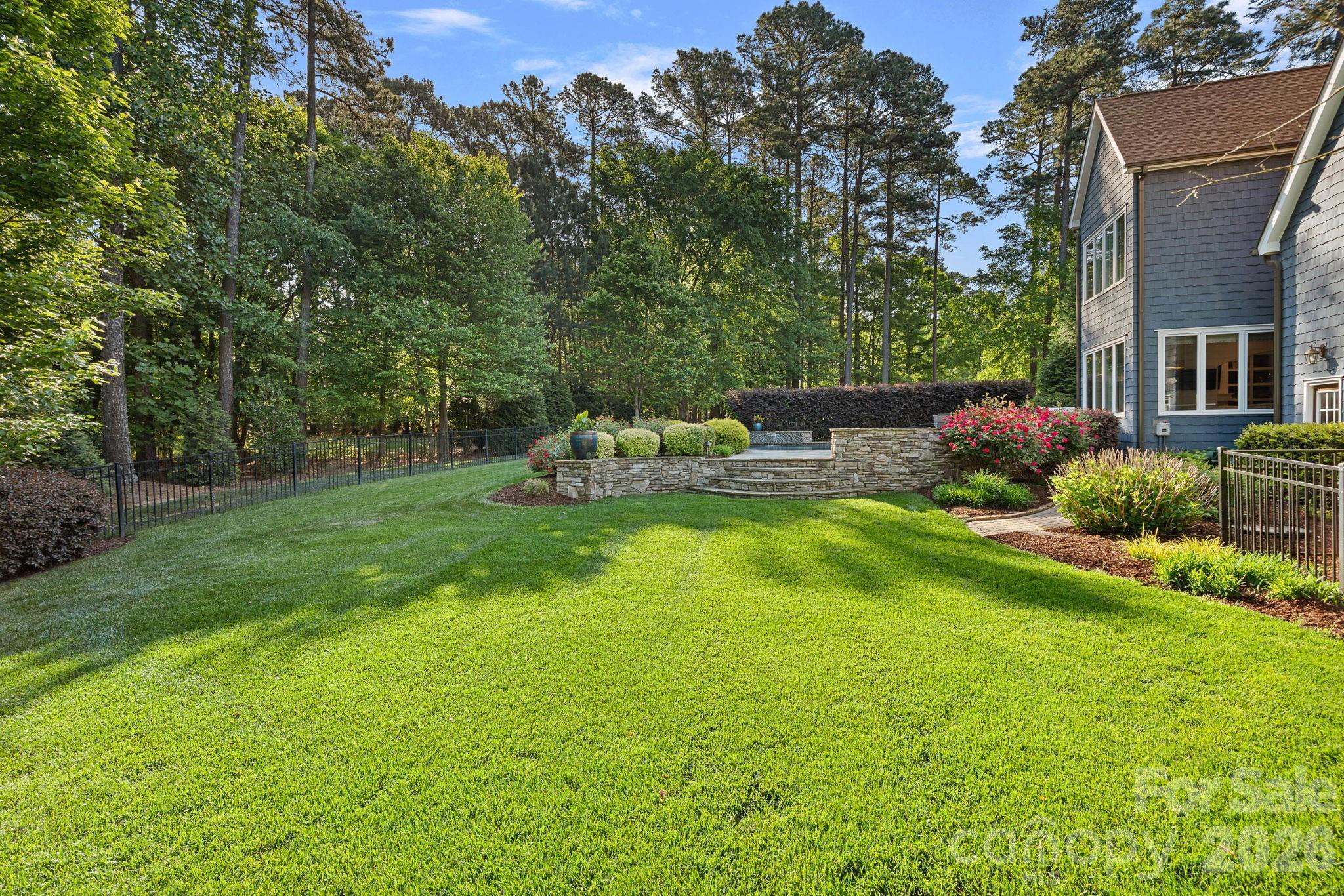 104 Maddaket Loop