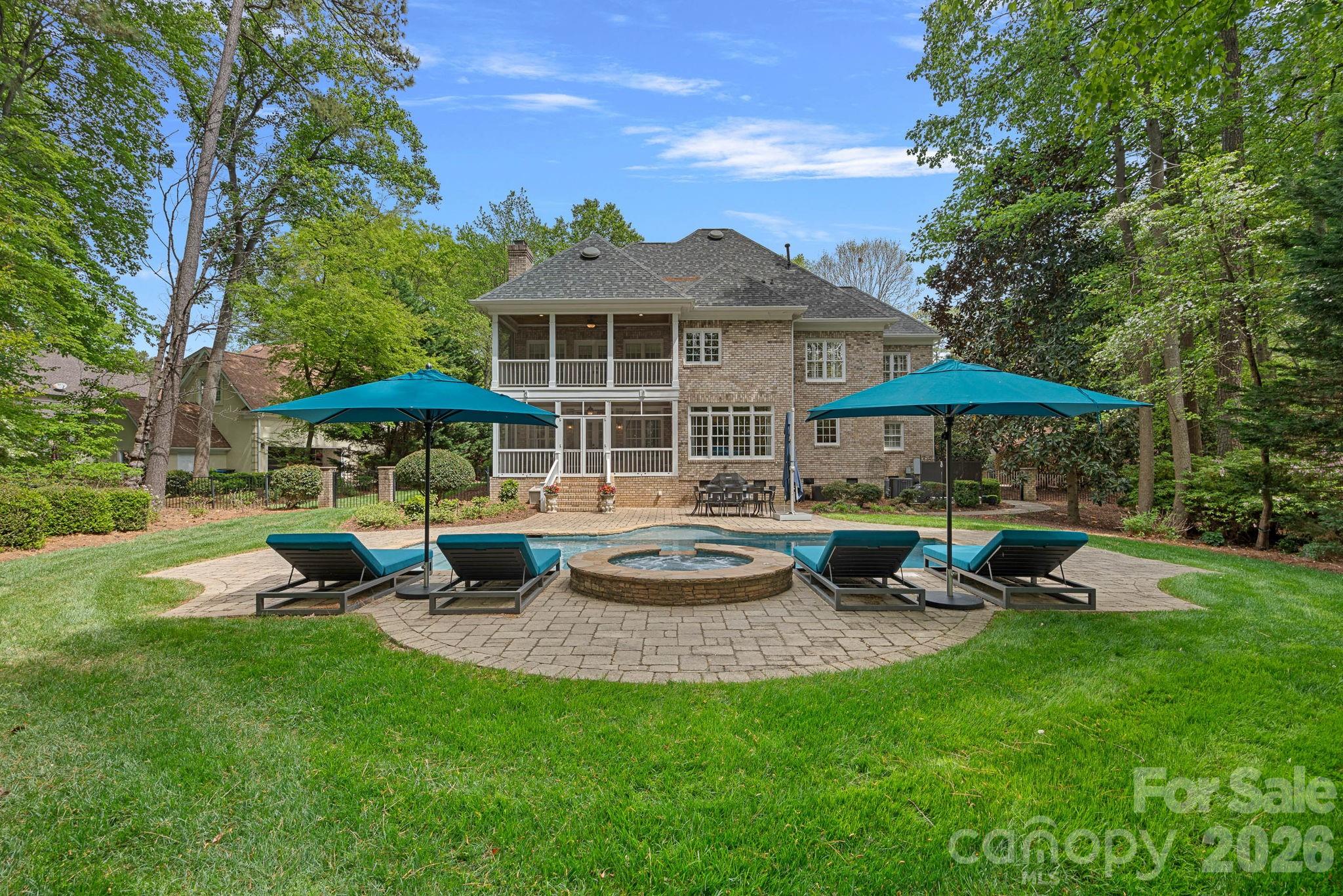 18703 Head Sail Court