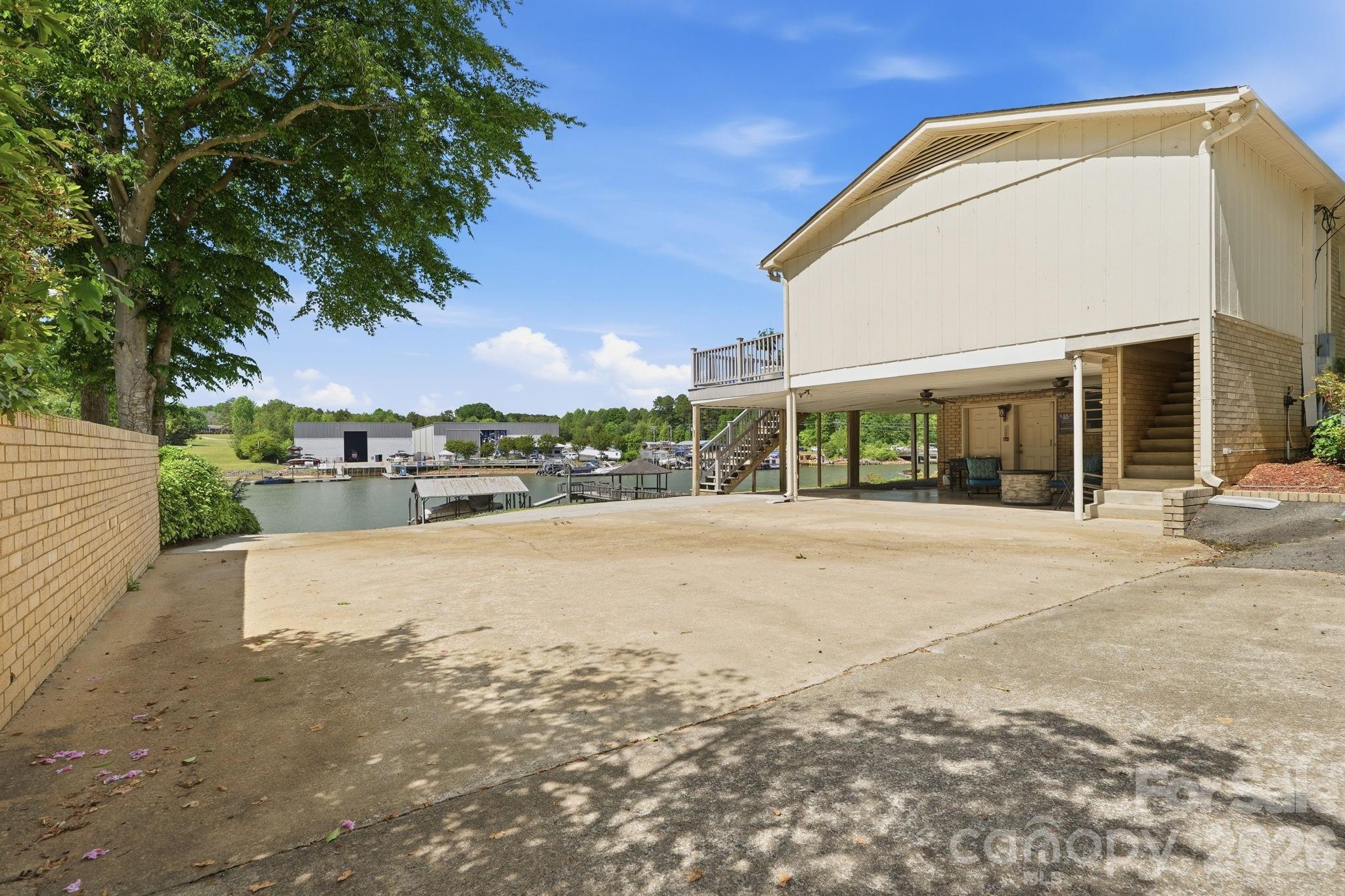 120 Shady Cove Road