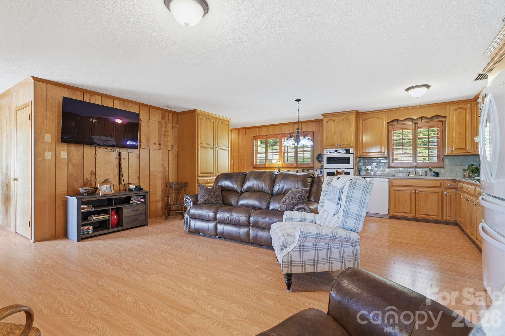 120 Shady Cove Road