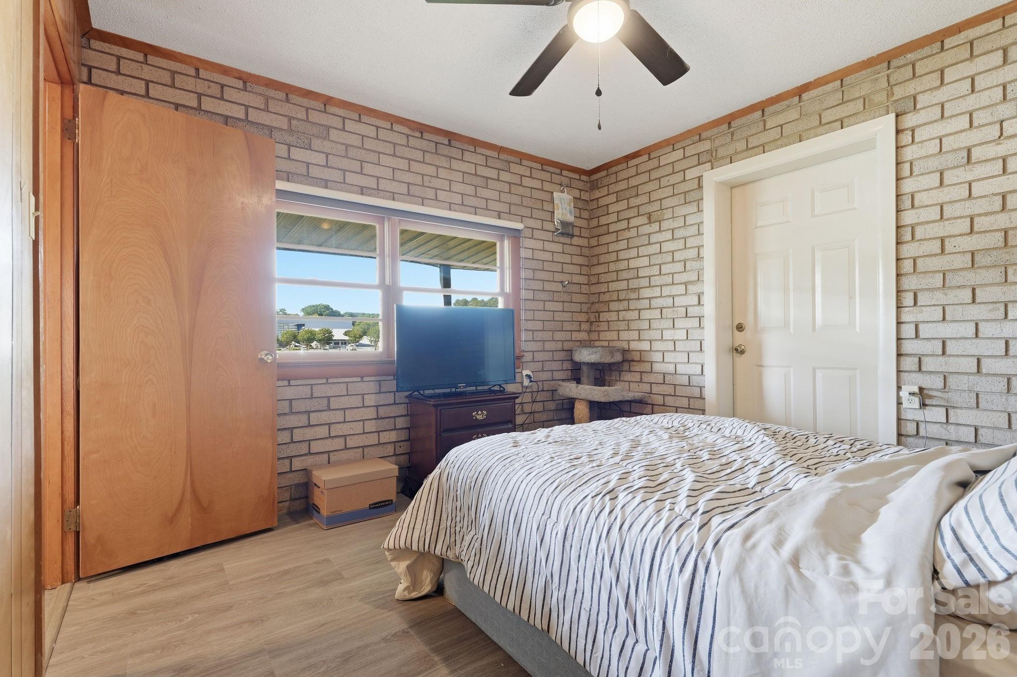 120 Shady Cove Road