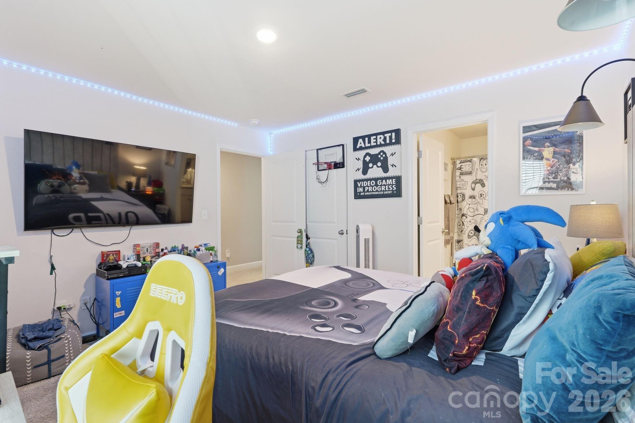 108 W Northstone Road