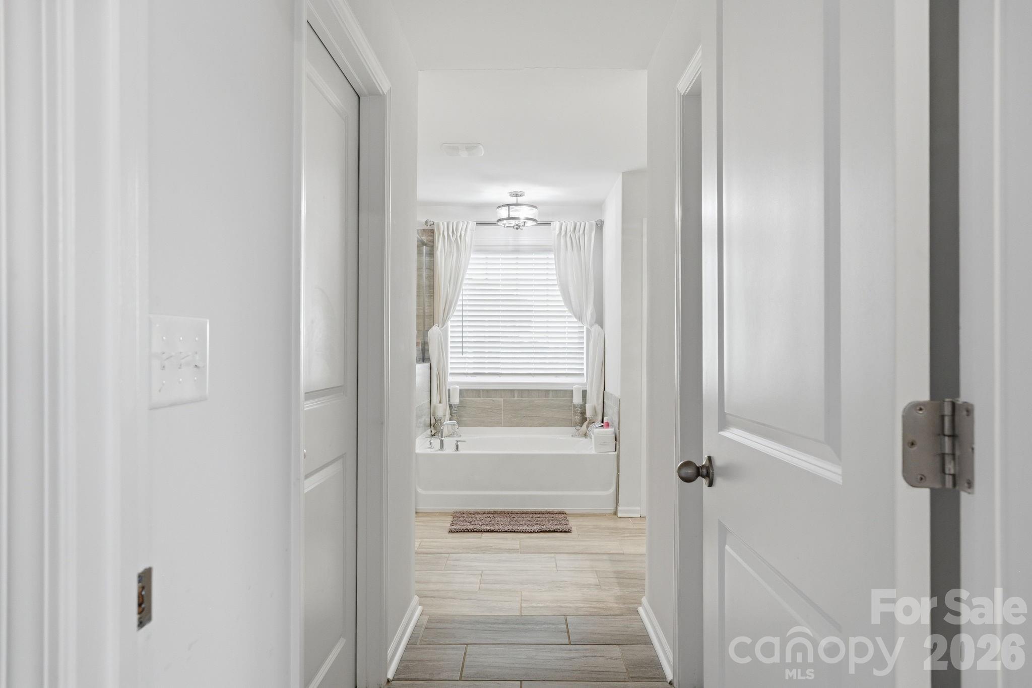 108 W Northstone Road