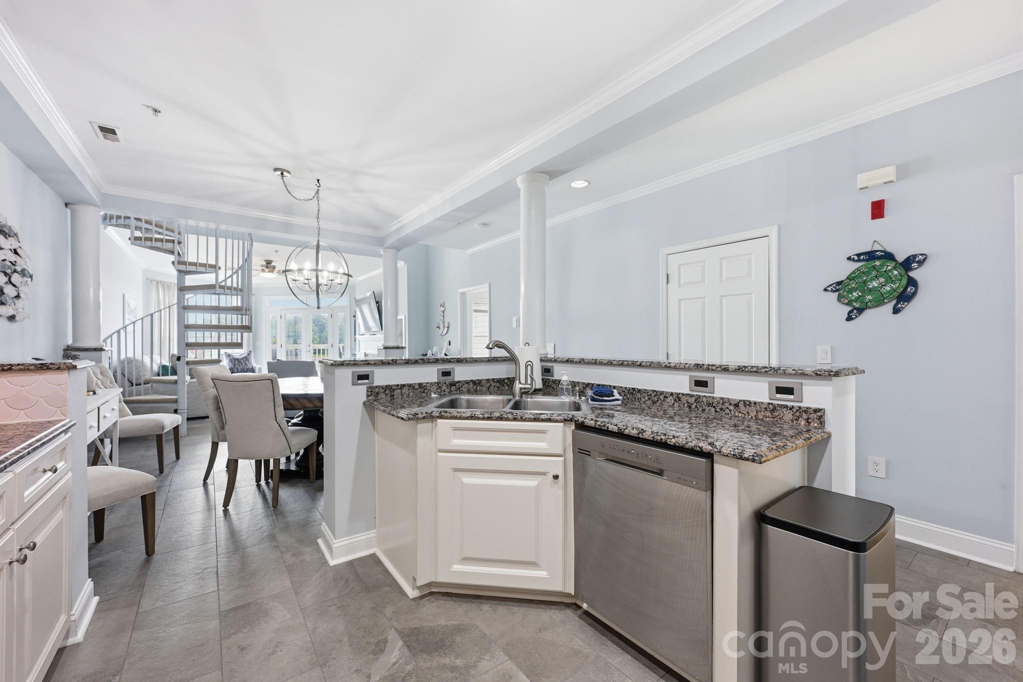 637 Williamson Road Unit: 306