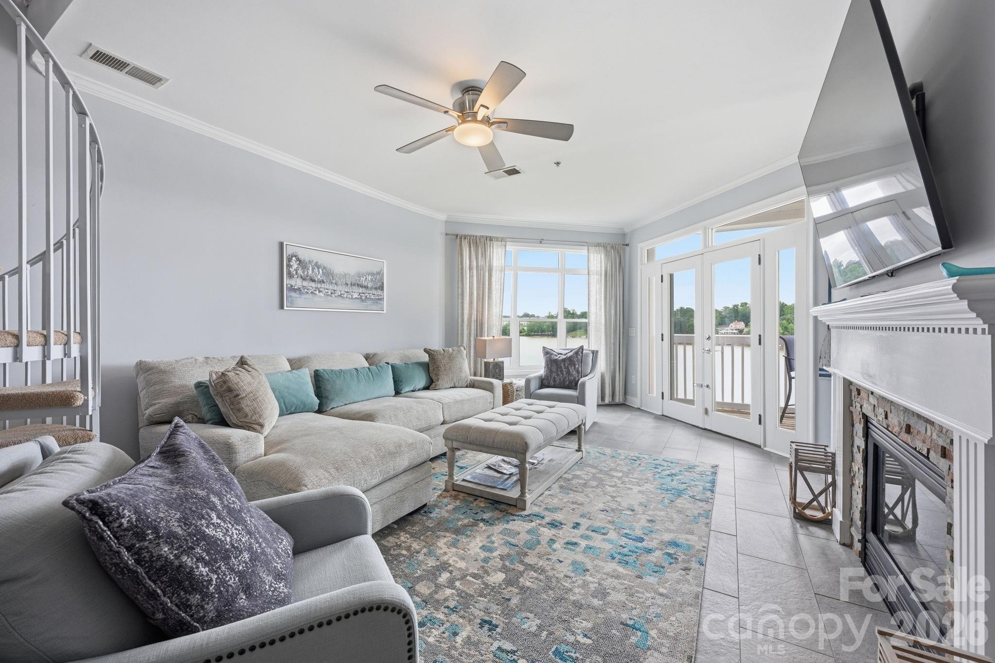 637 Williamson Road Unit: 306