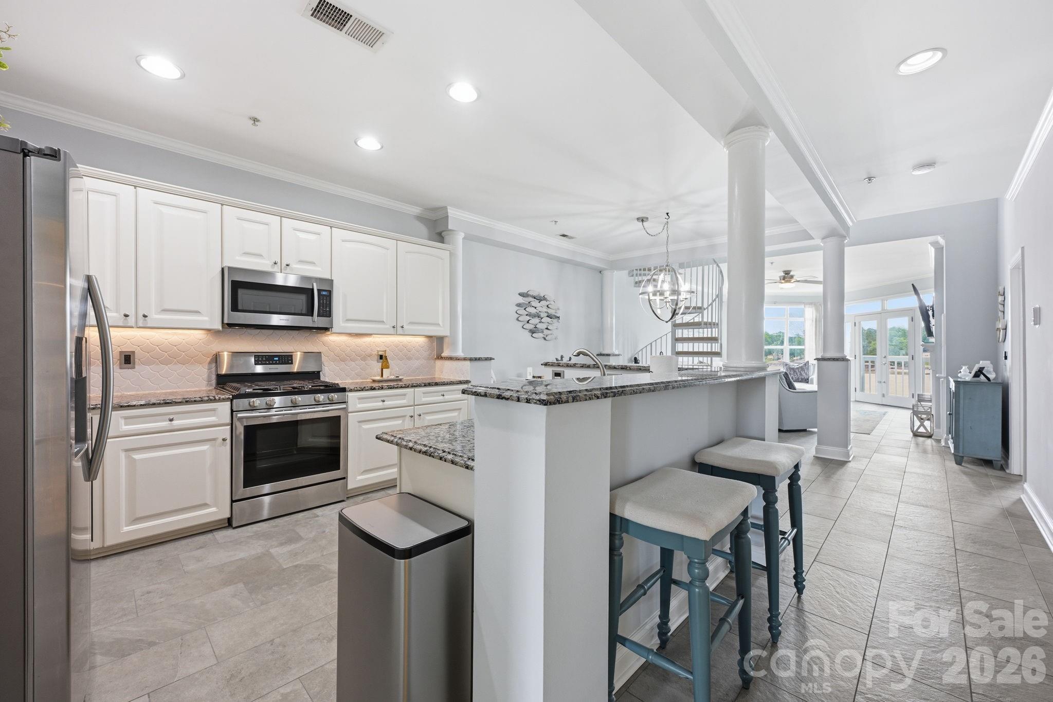 637 Williamson Road Unit: 306