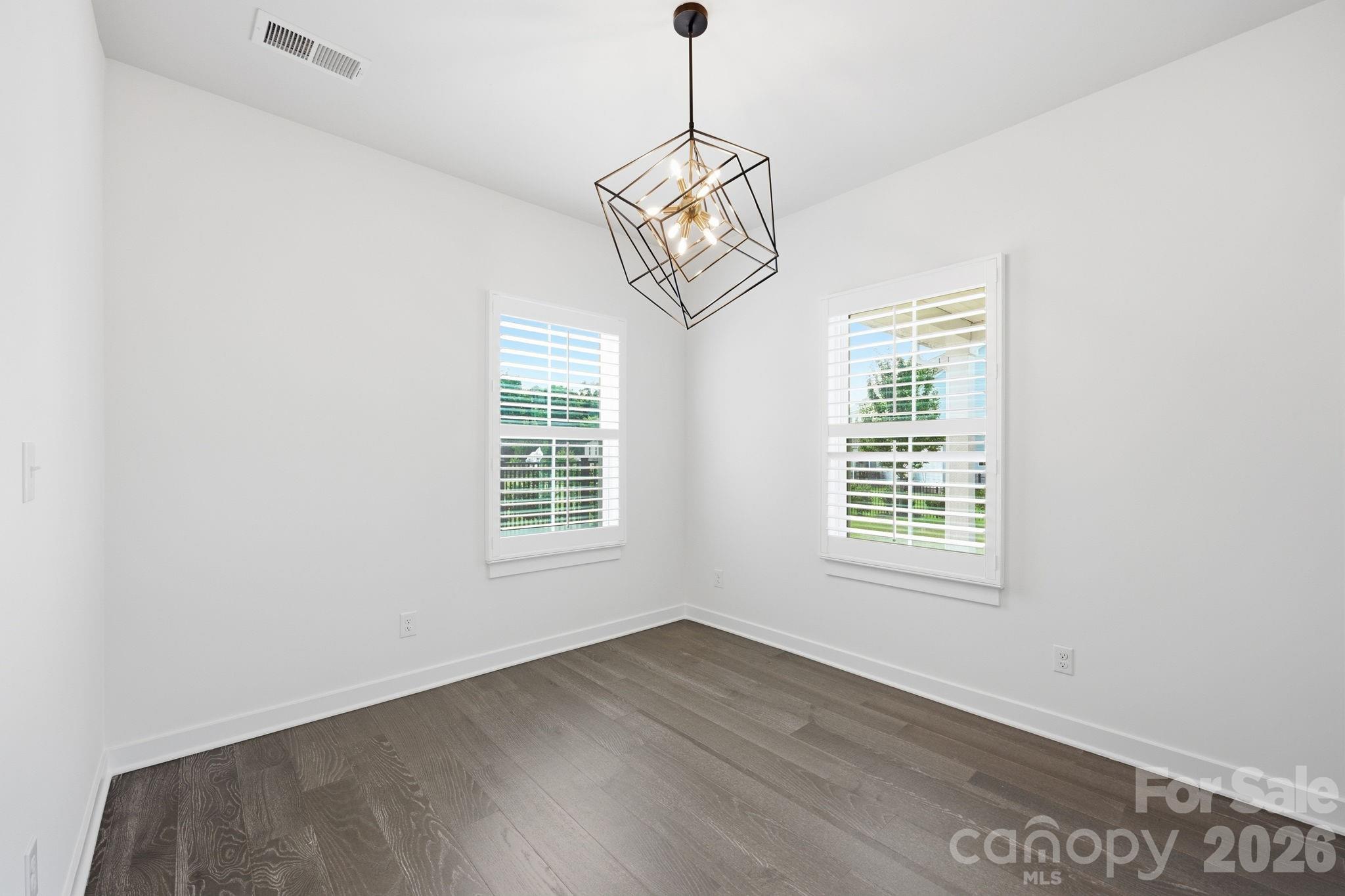 11006 Sound Road