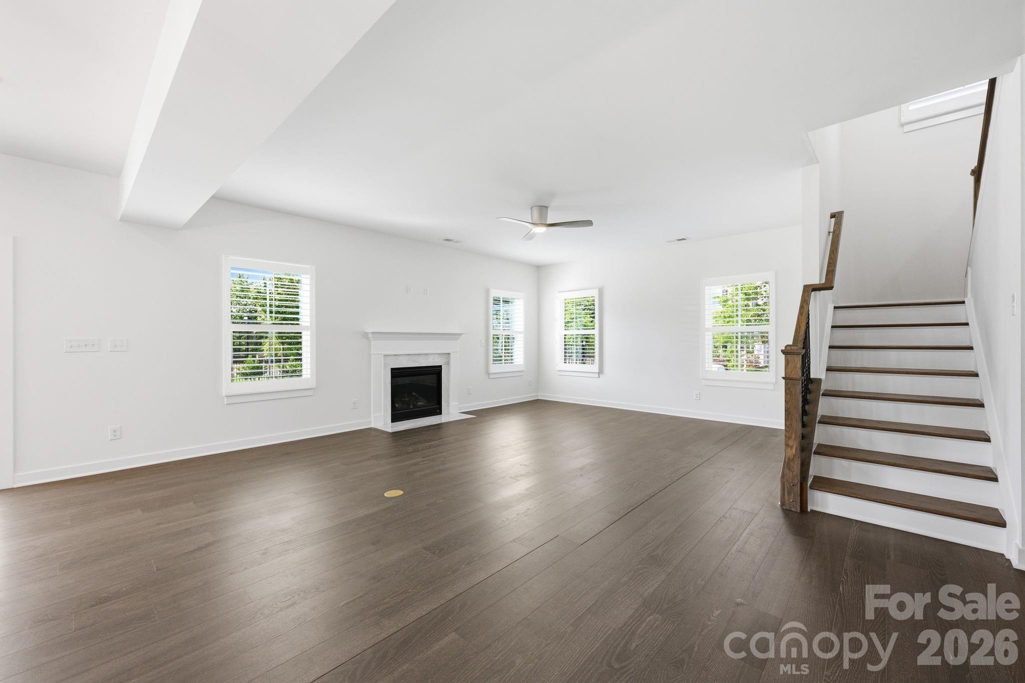 11006 Sound Road