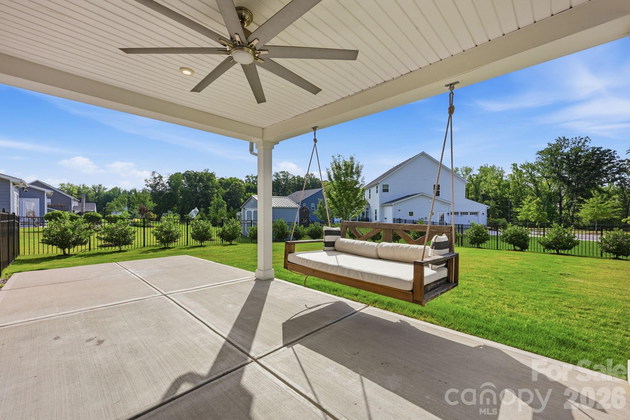 11006 Sound Road
