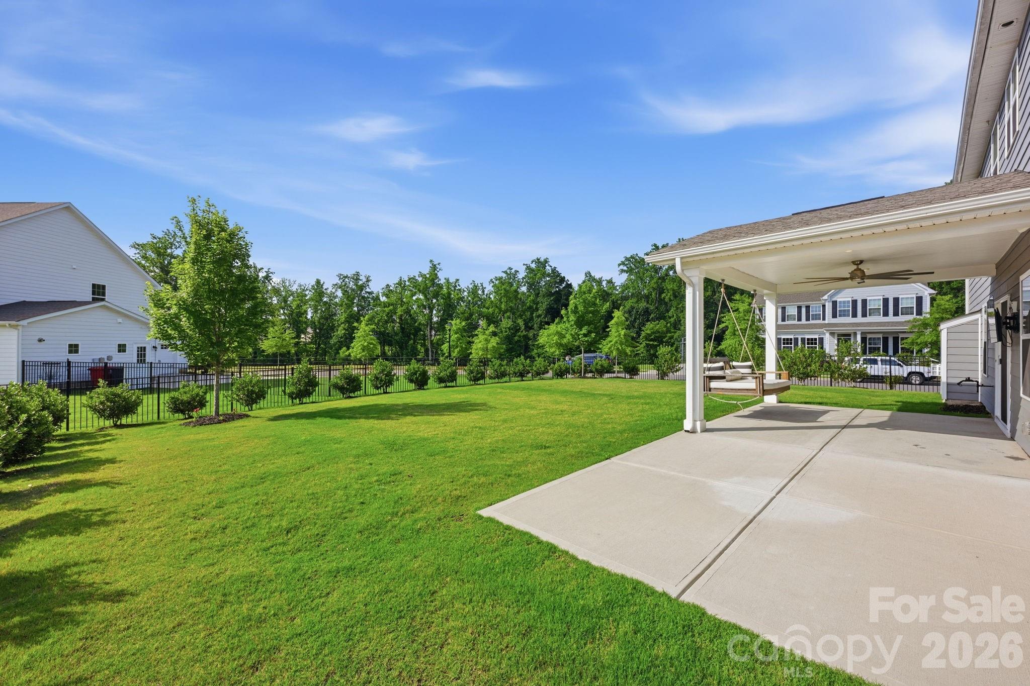 11006 Sound Road