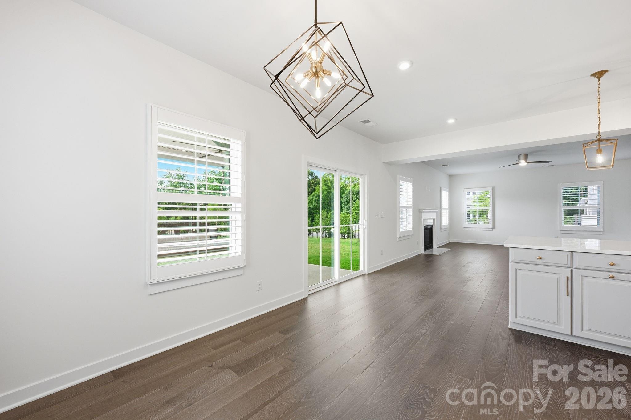 11006 Sound Road