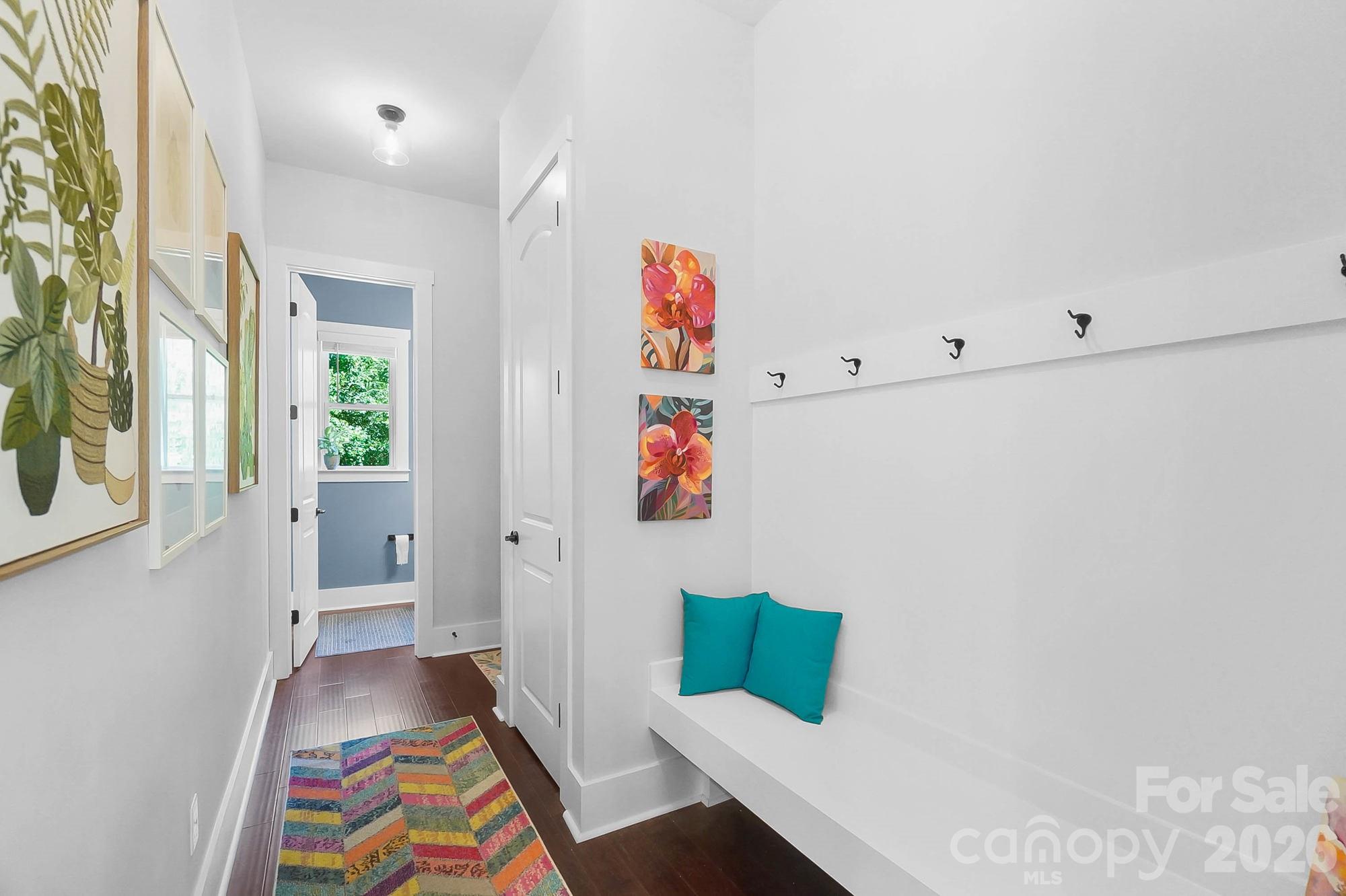 124 Lorenzo Lane