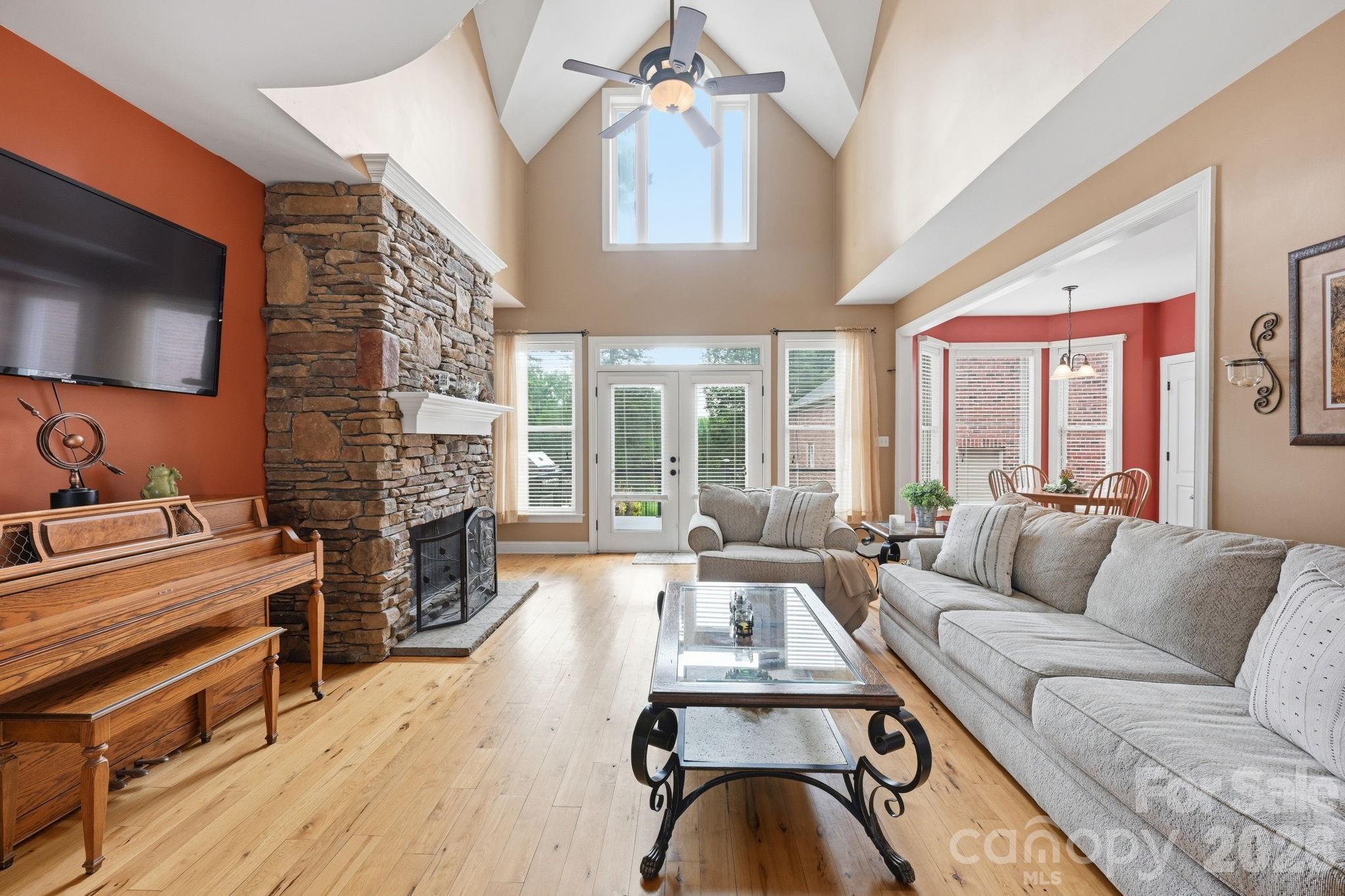 132 Monarch Lane