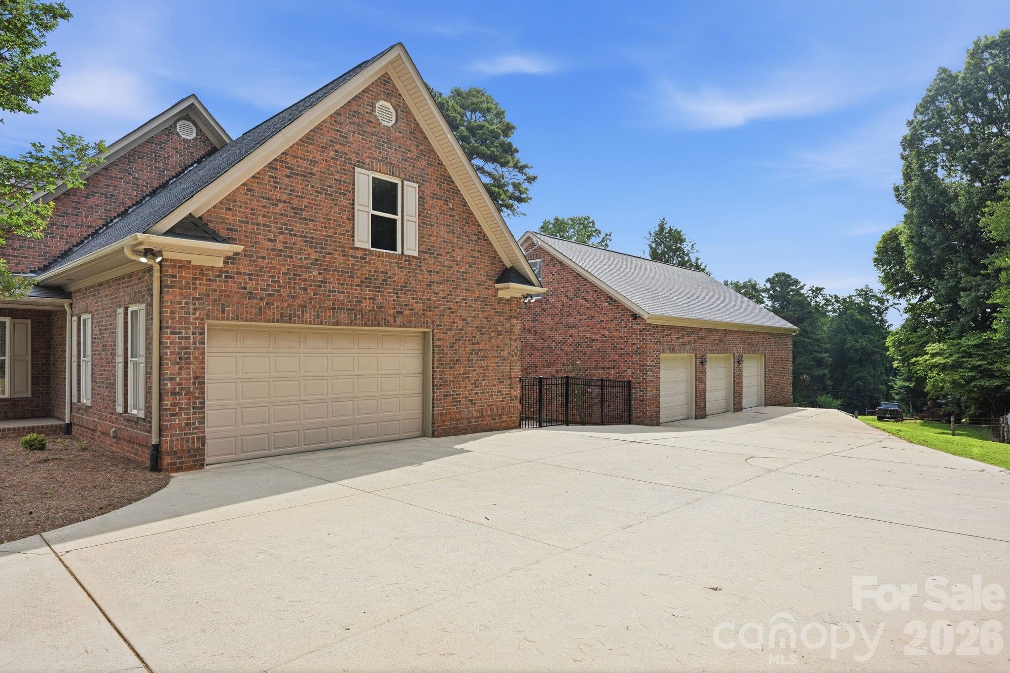 132 Monarch Lane