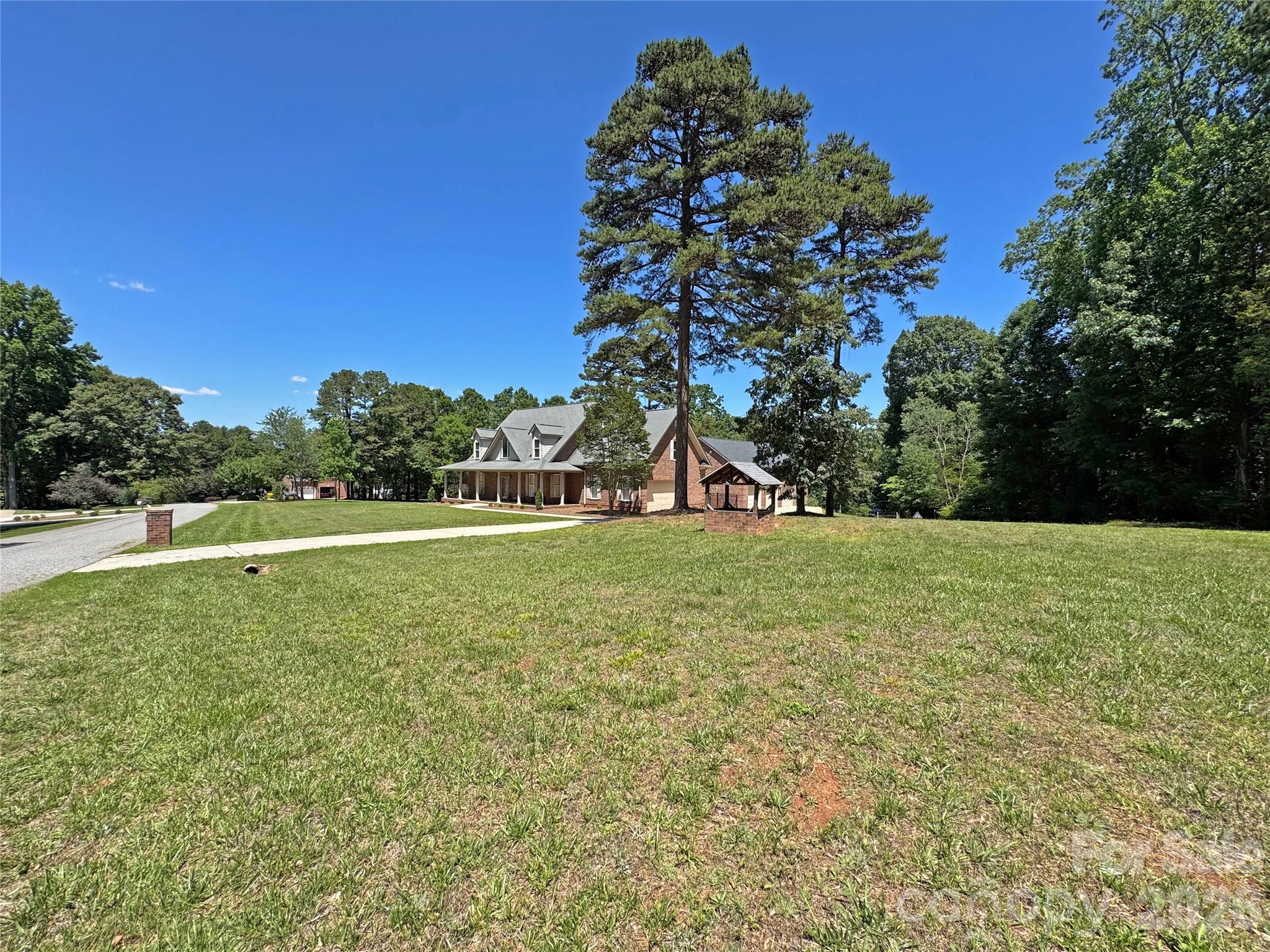 132 Monarch Lane