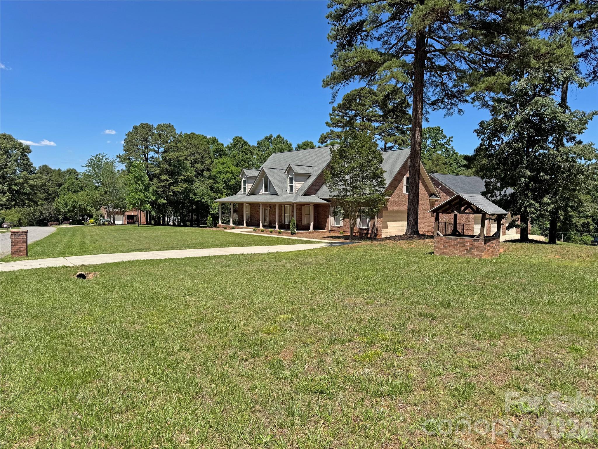 132 Monarch Lane