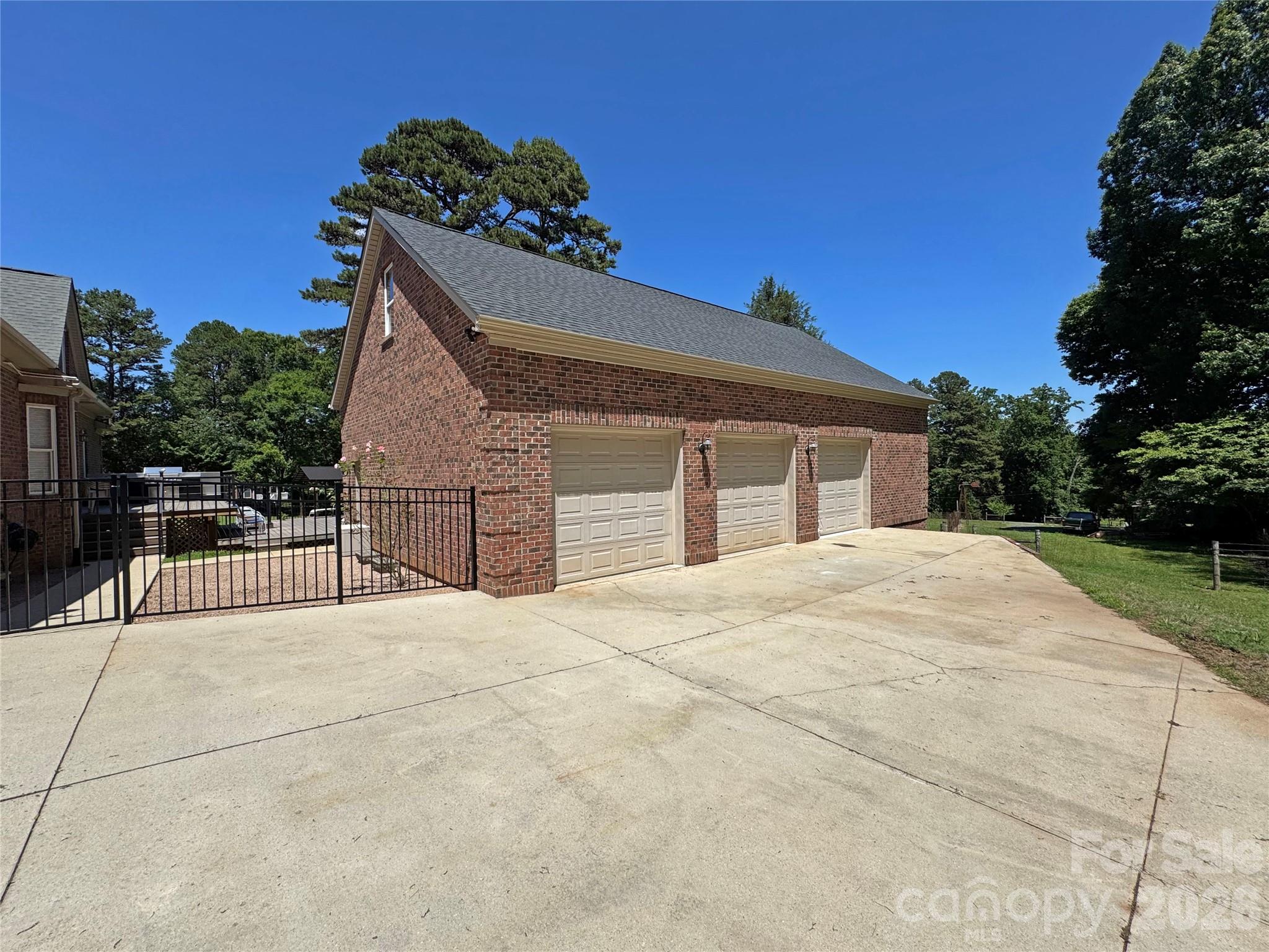 132 Monarch Lane