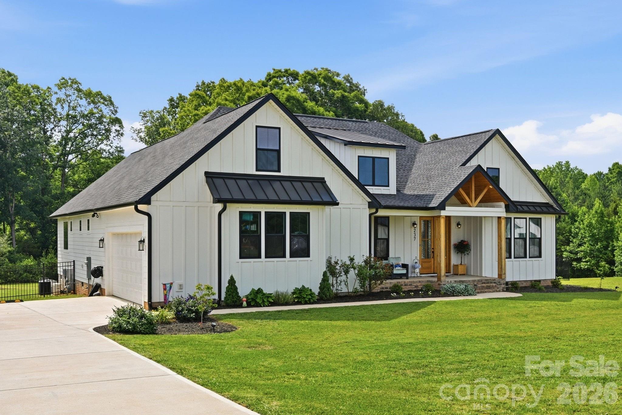 237 Triple Ponds Court