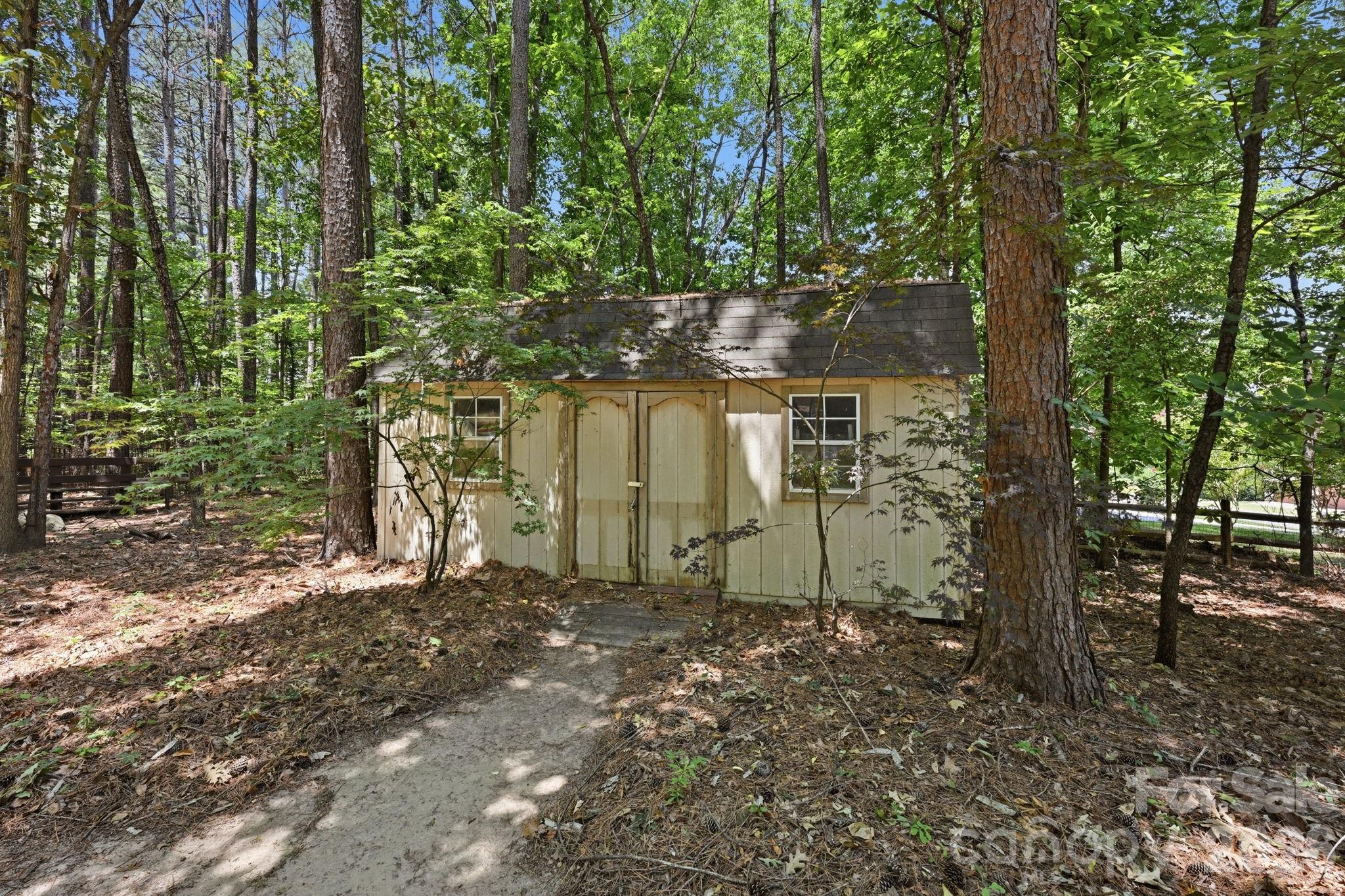 202 Indian Trail