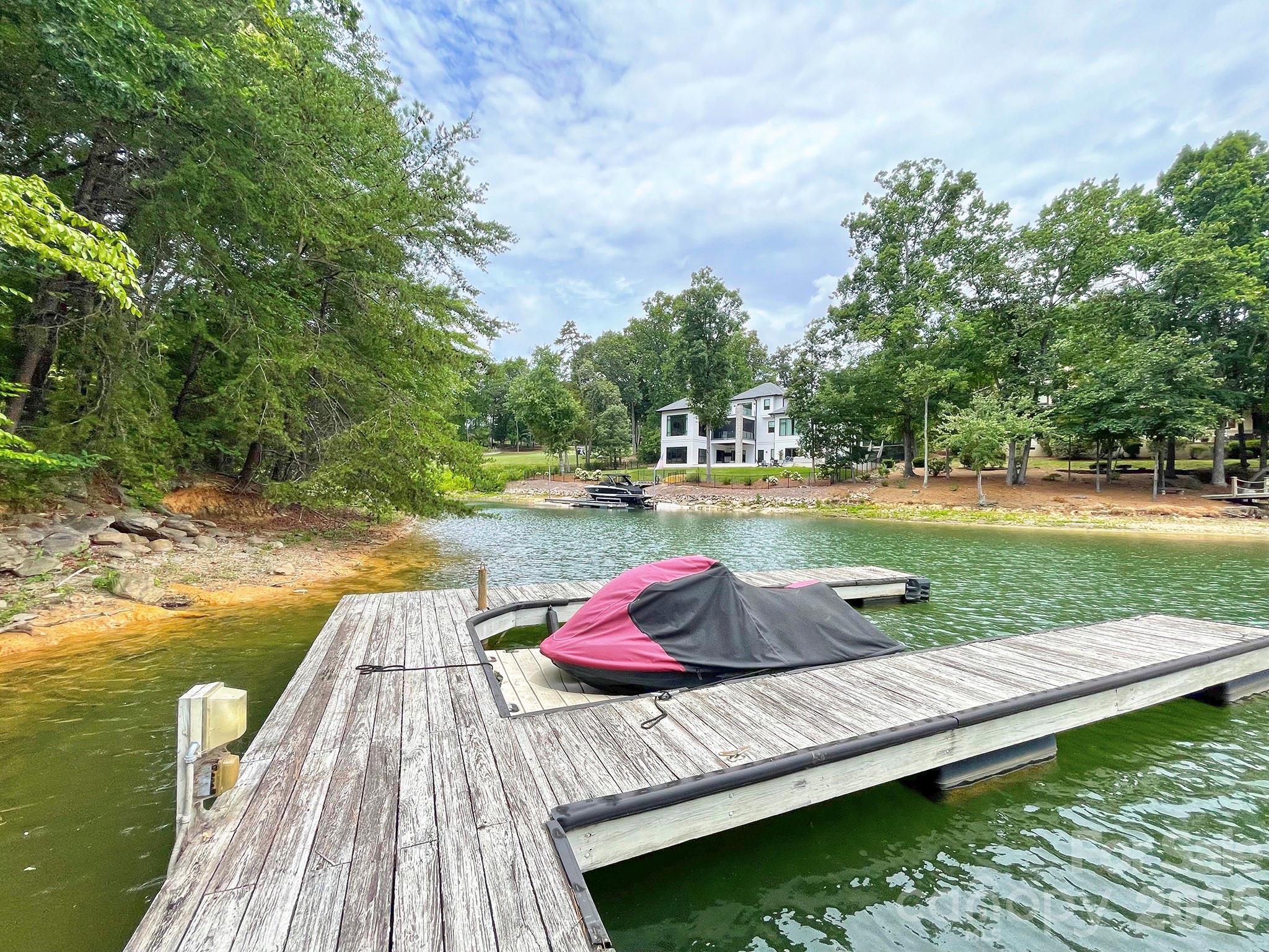 111 Quaker Road